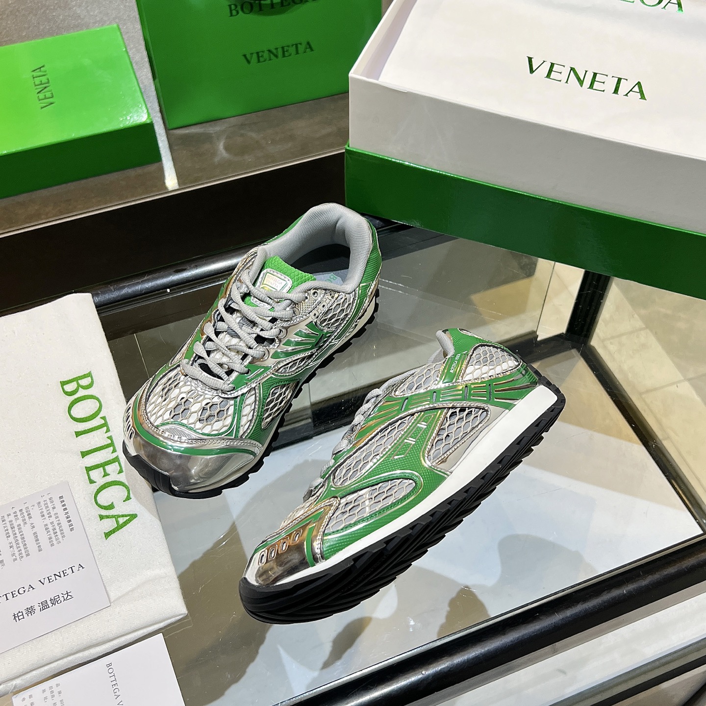 Bottega Veneta 12 colors
