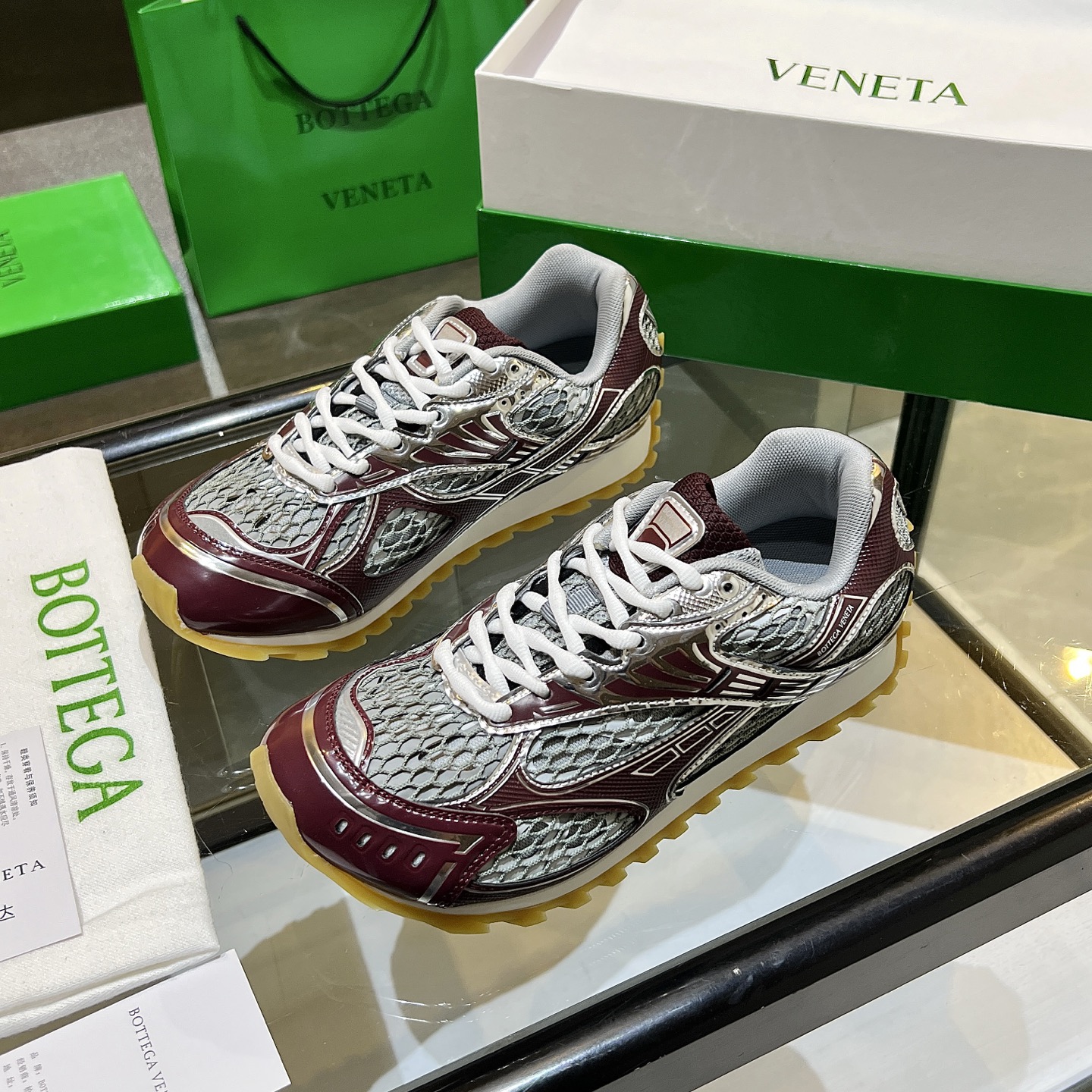 Bottega Veneta 12 colors