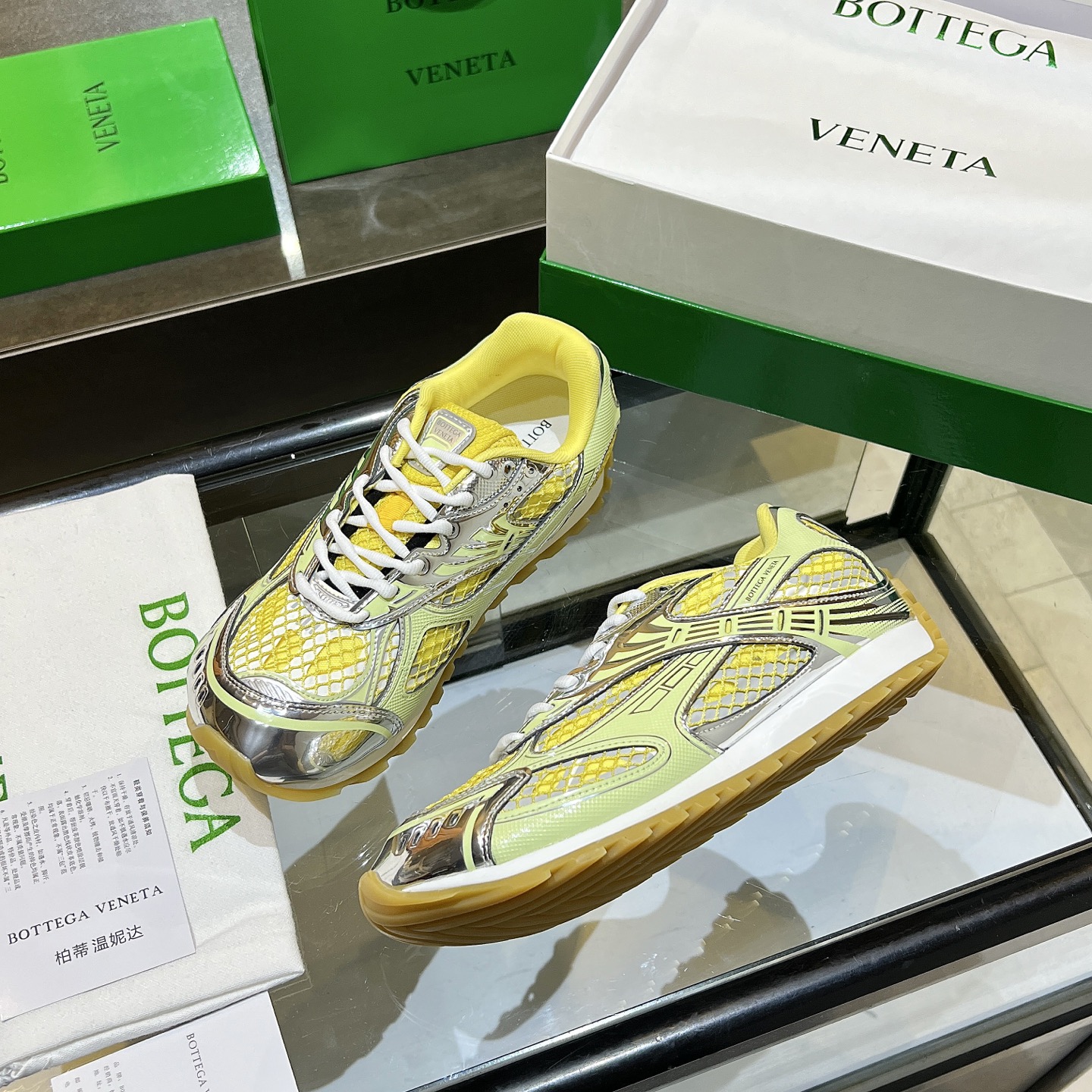 Bottega Veneta 12 colors