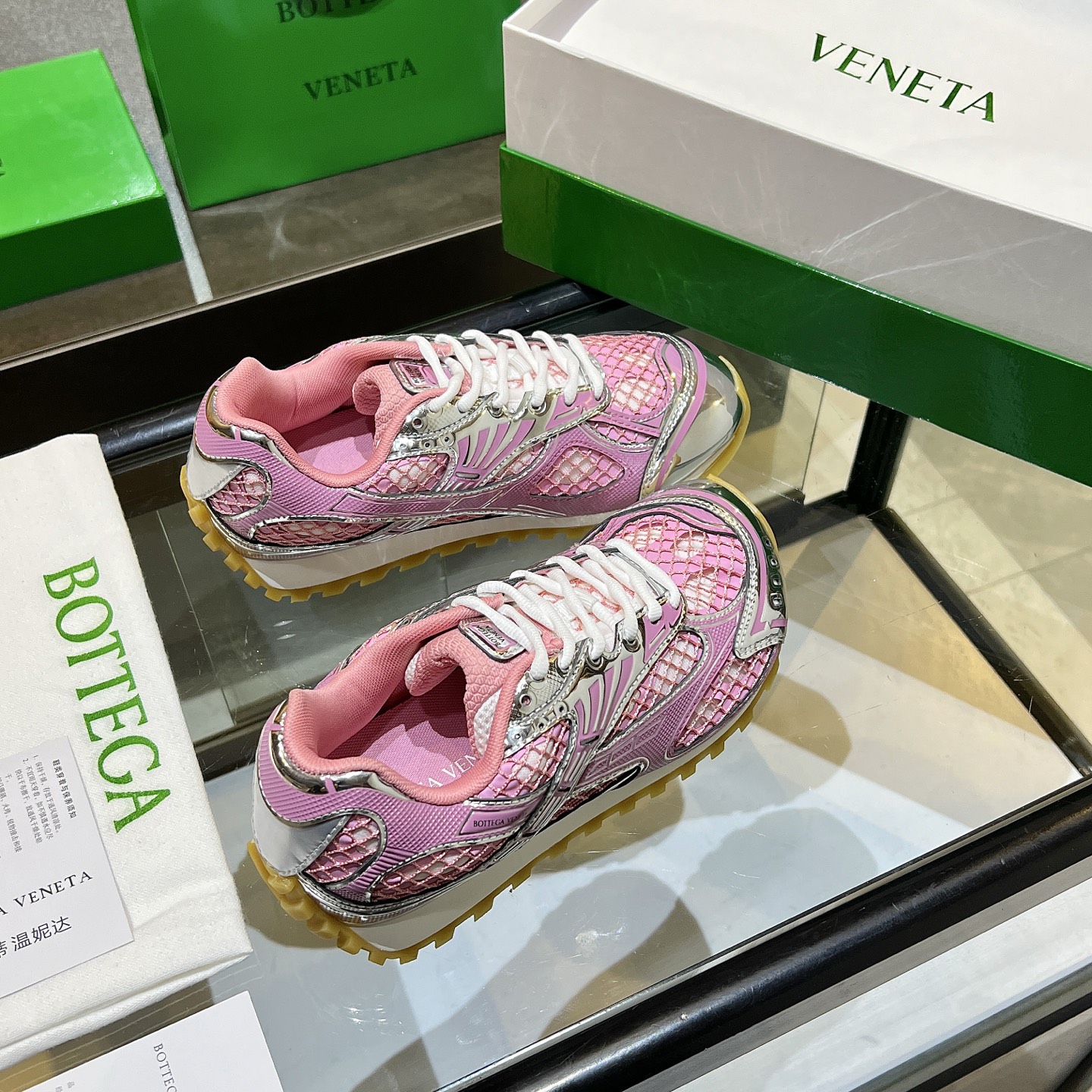 Bottega Veneta 12 colors