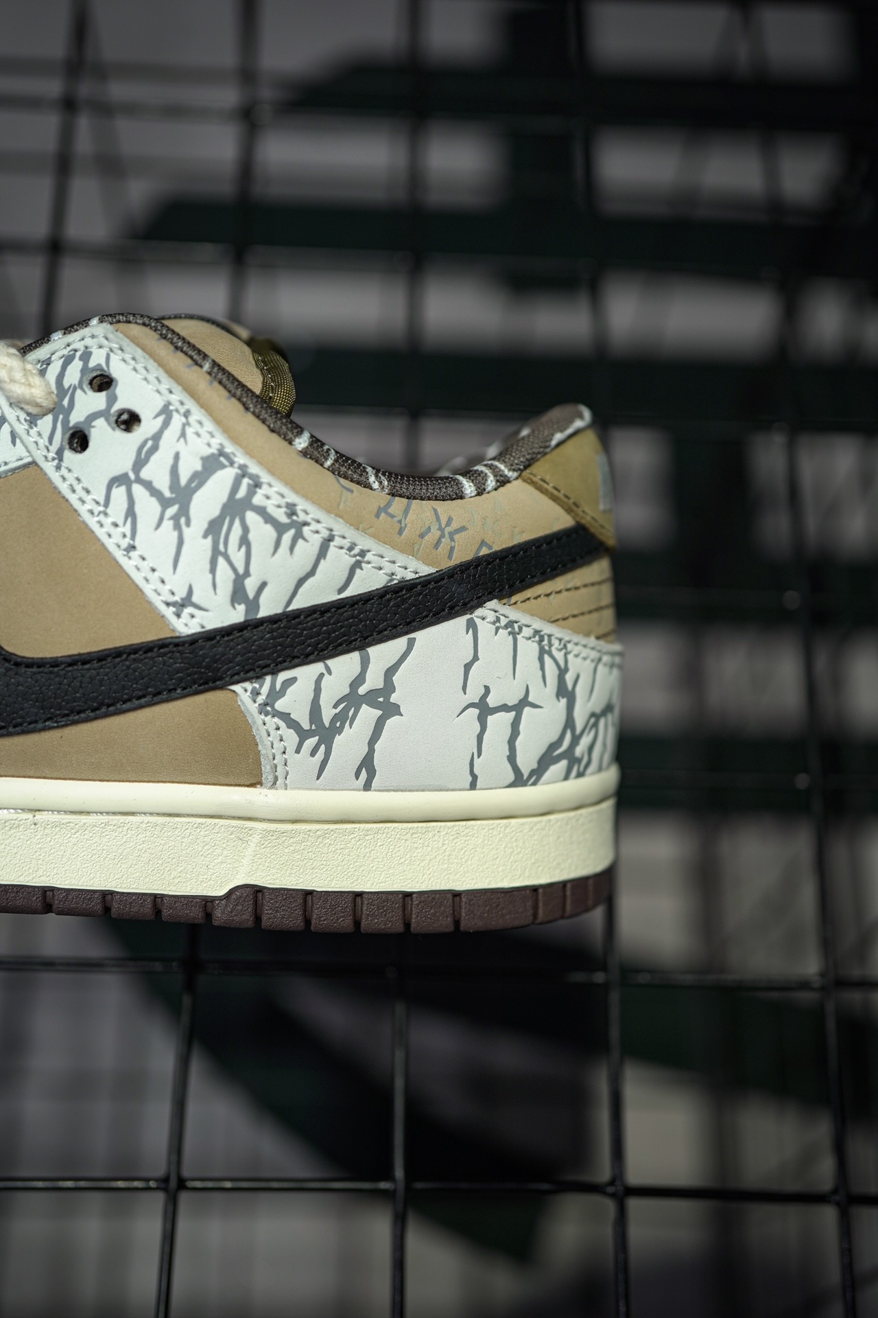 TS x NIKE SB Dunk Low