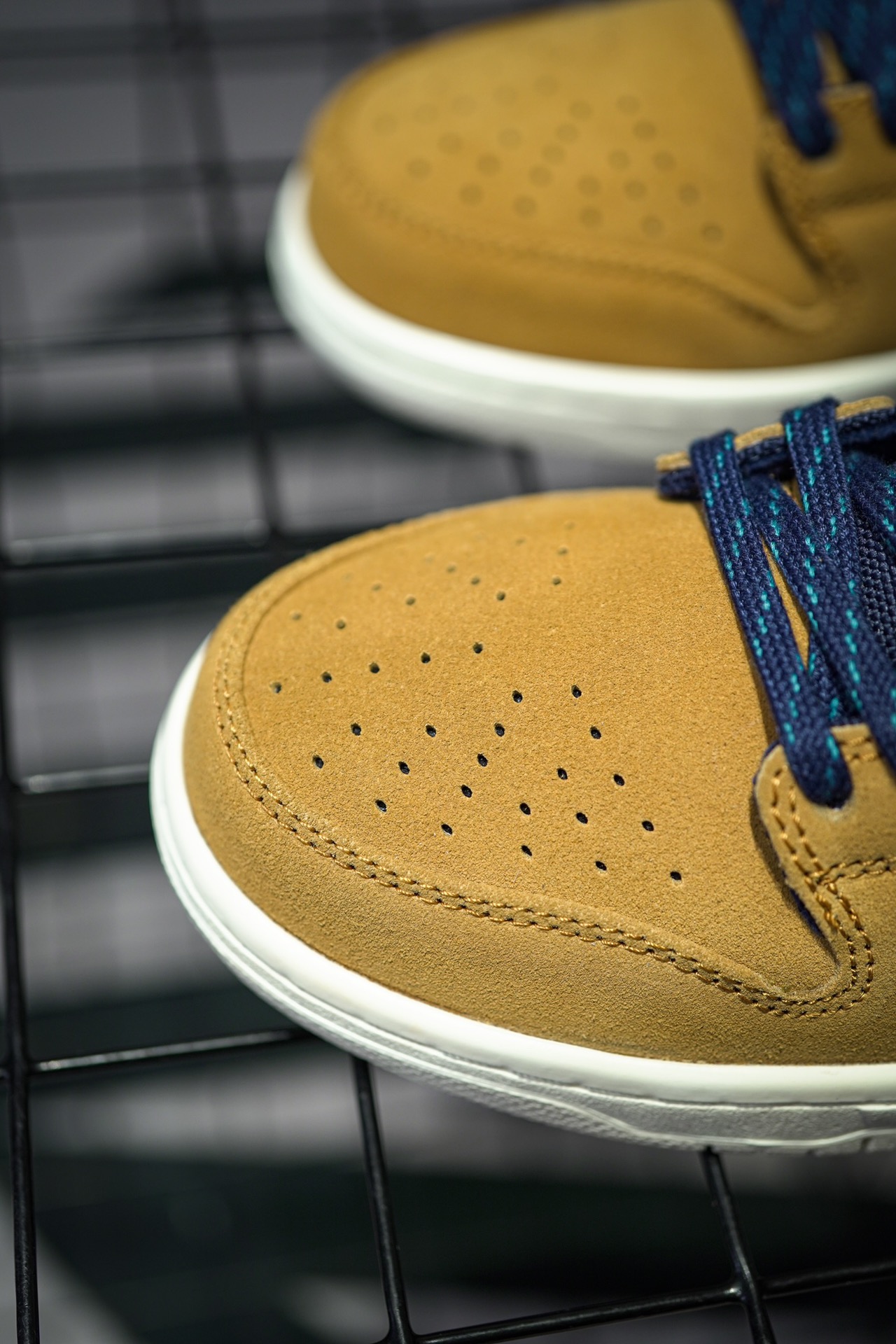 Nike SB Dunk Low Pro PRM 90s Backpack