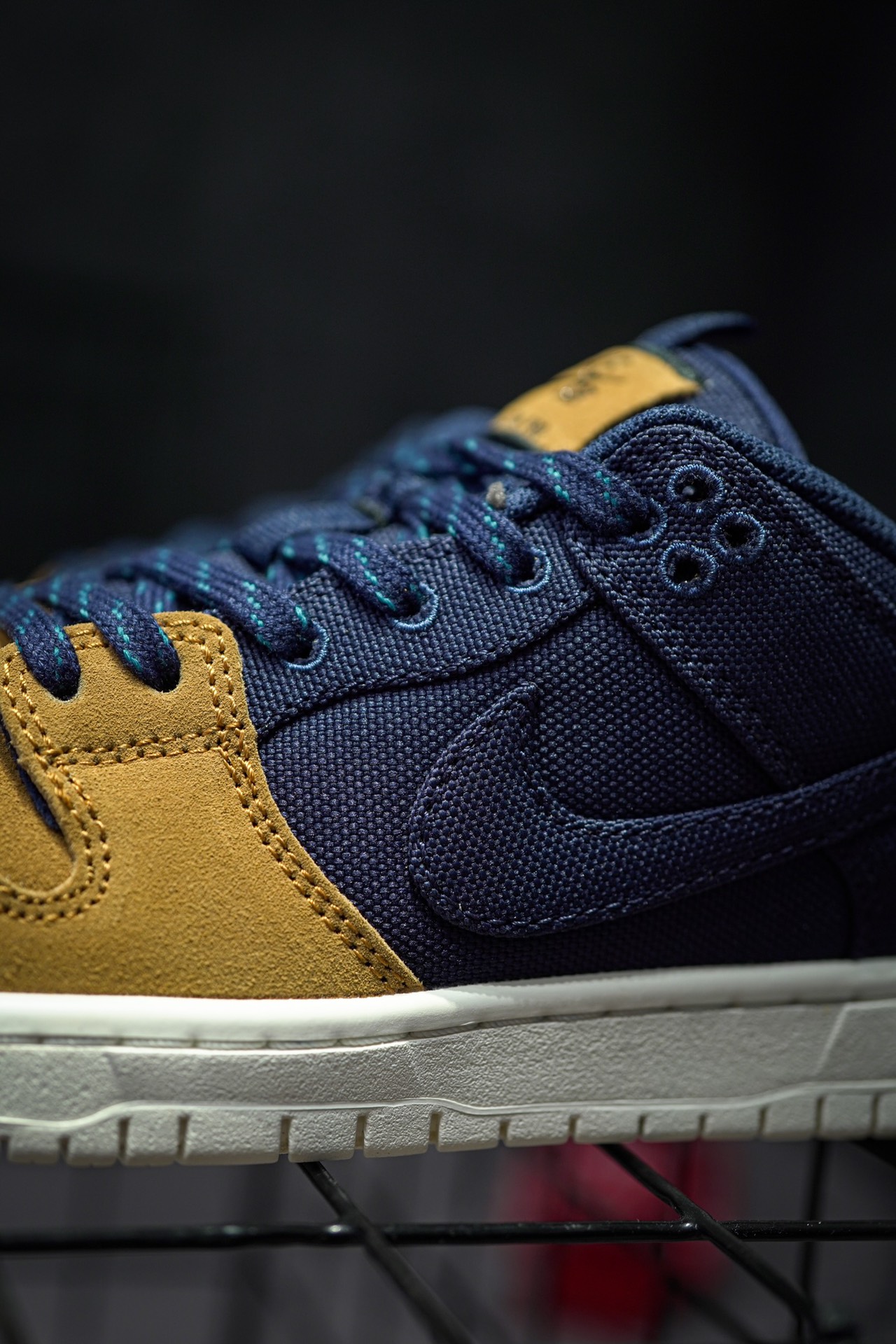 Nike SB Dunk Low Pro PRM 90s Backpack