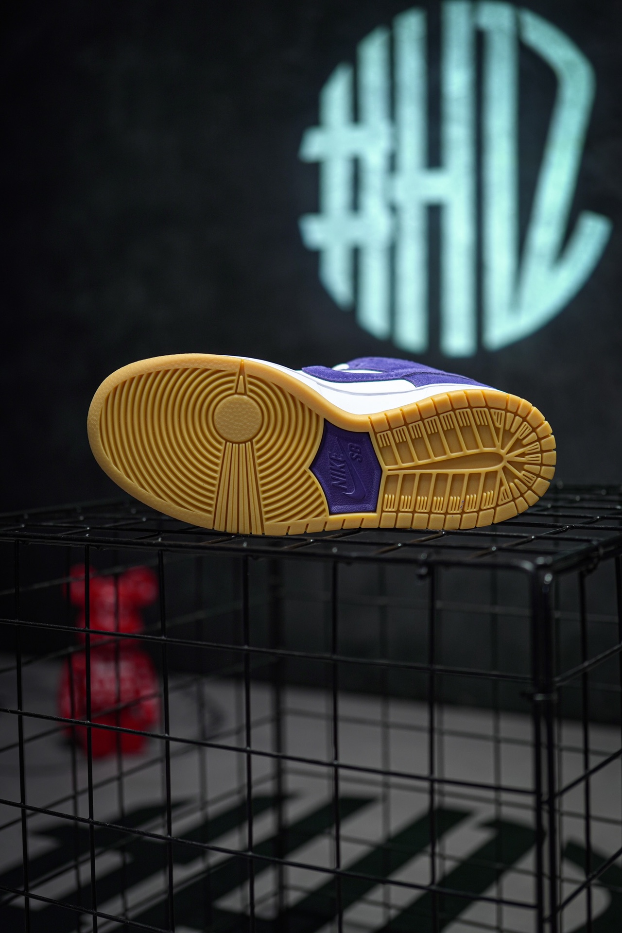 Nike SB Dunk Low Pro ISO Orange Label Court Purple