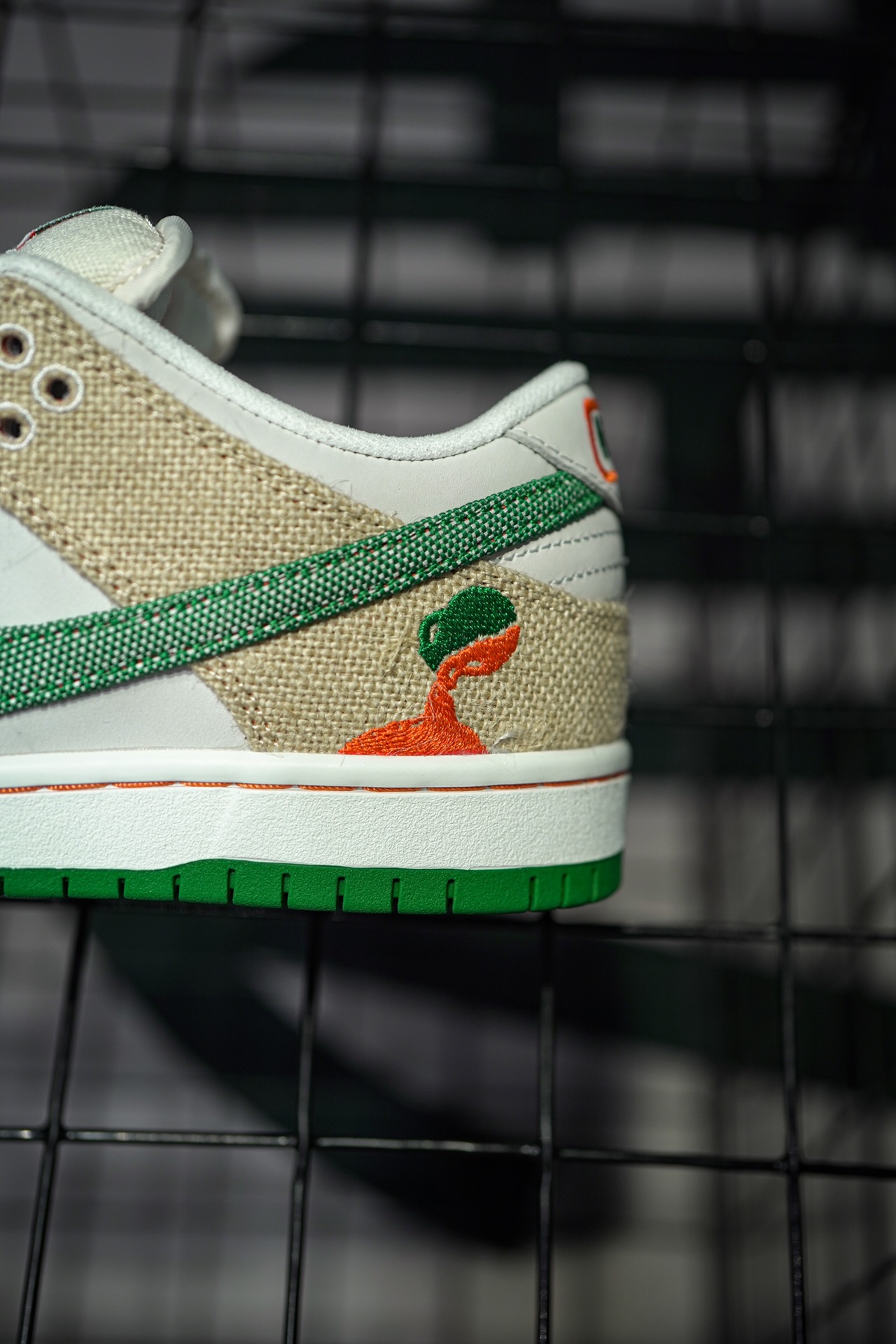Jarritos x NIKE SB Dunk Low "Phantom and Malachite"