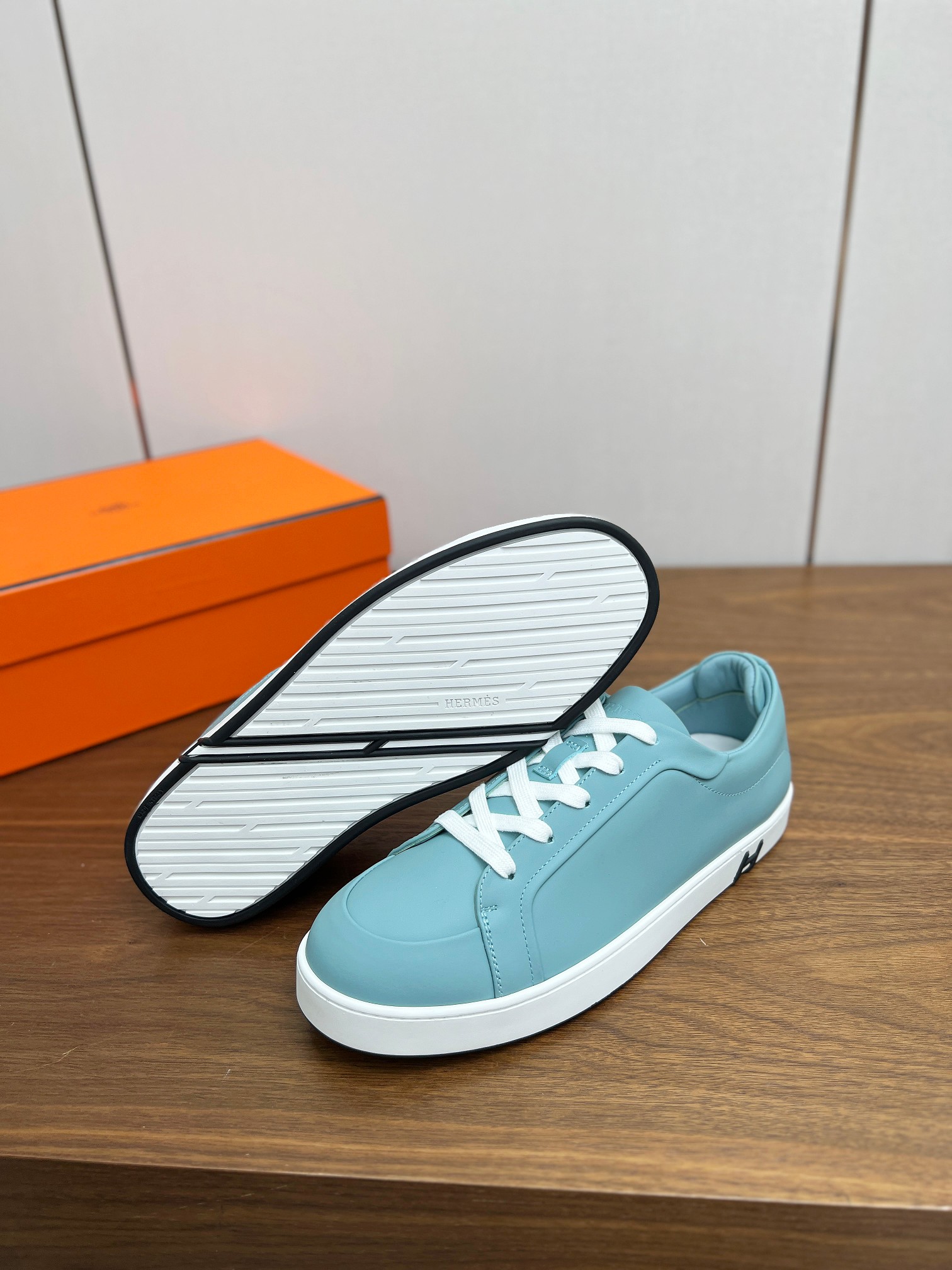 Hermès KID Sneaker