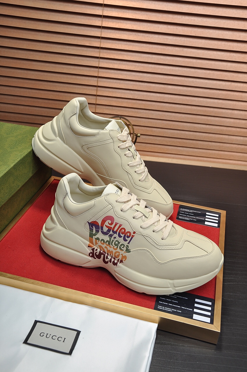 Gucci Couple Collection