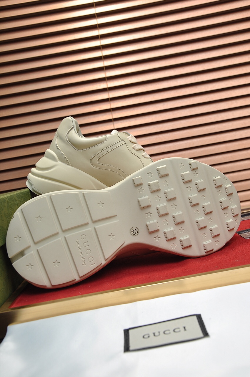 Gucci Couple Collection