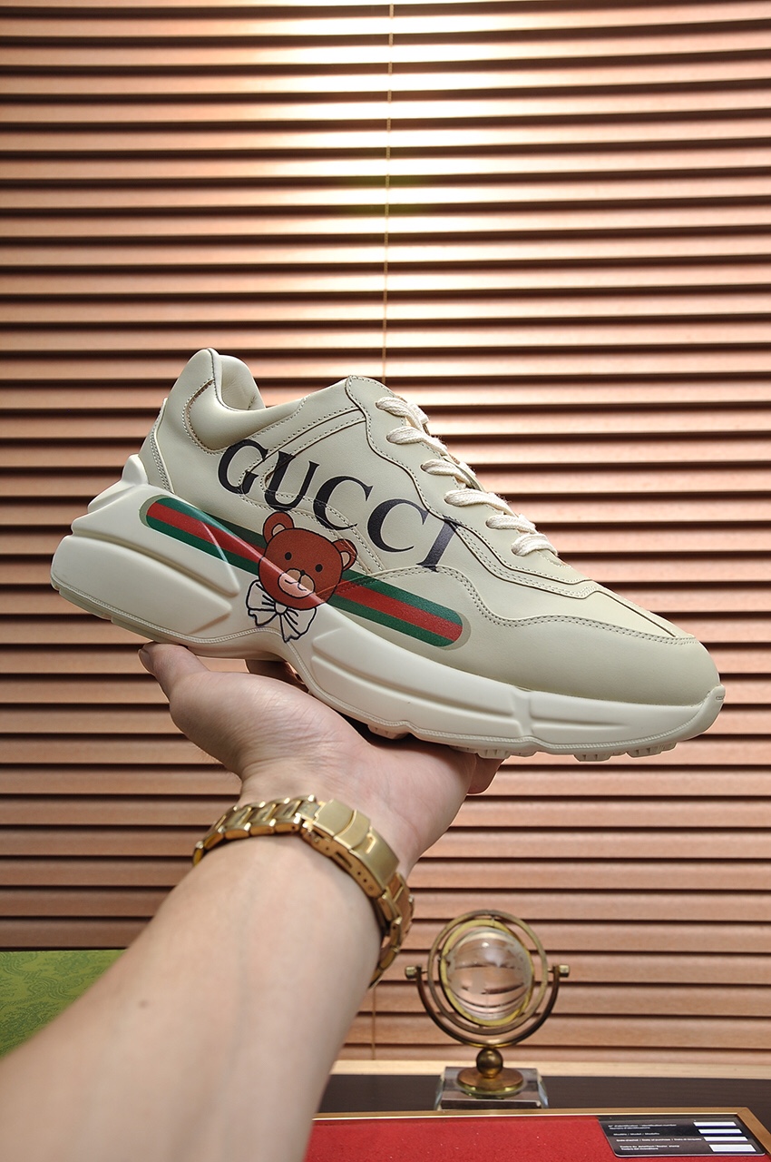 Gucci Couple Collection