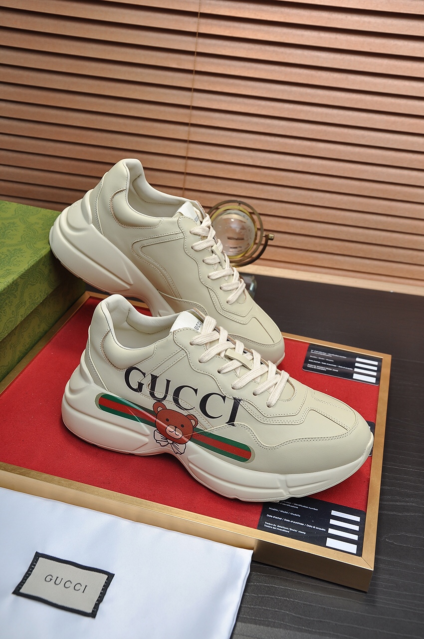 Gucci Couple Collection