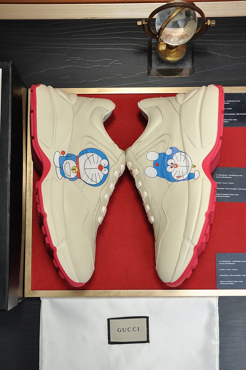 Gucci couple series Doraemon print