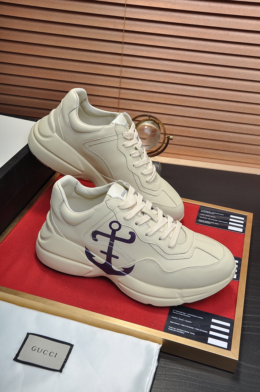 Gucci Couple Collection