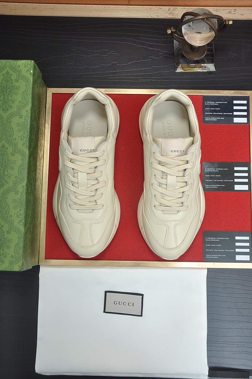 Gucci Couple Collection