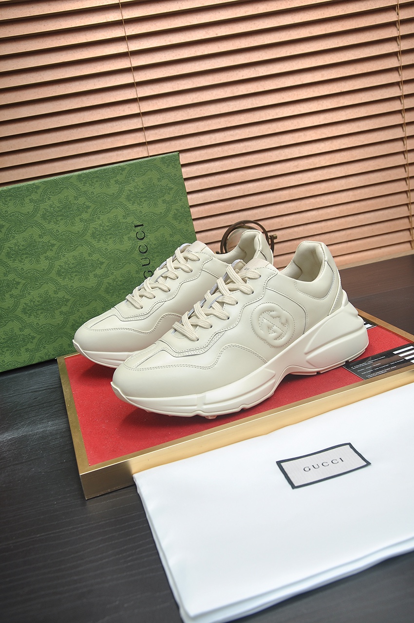 Gucci Couple Collection