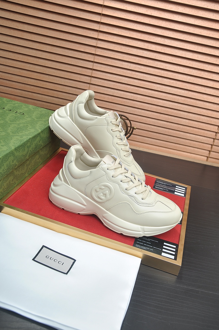 Gucci Couple Collection
