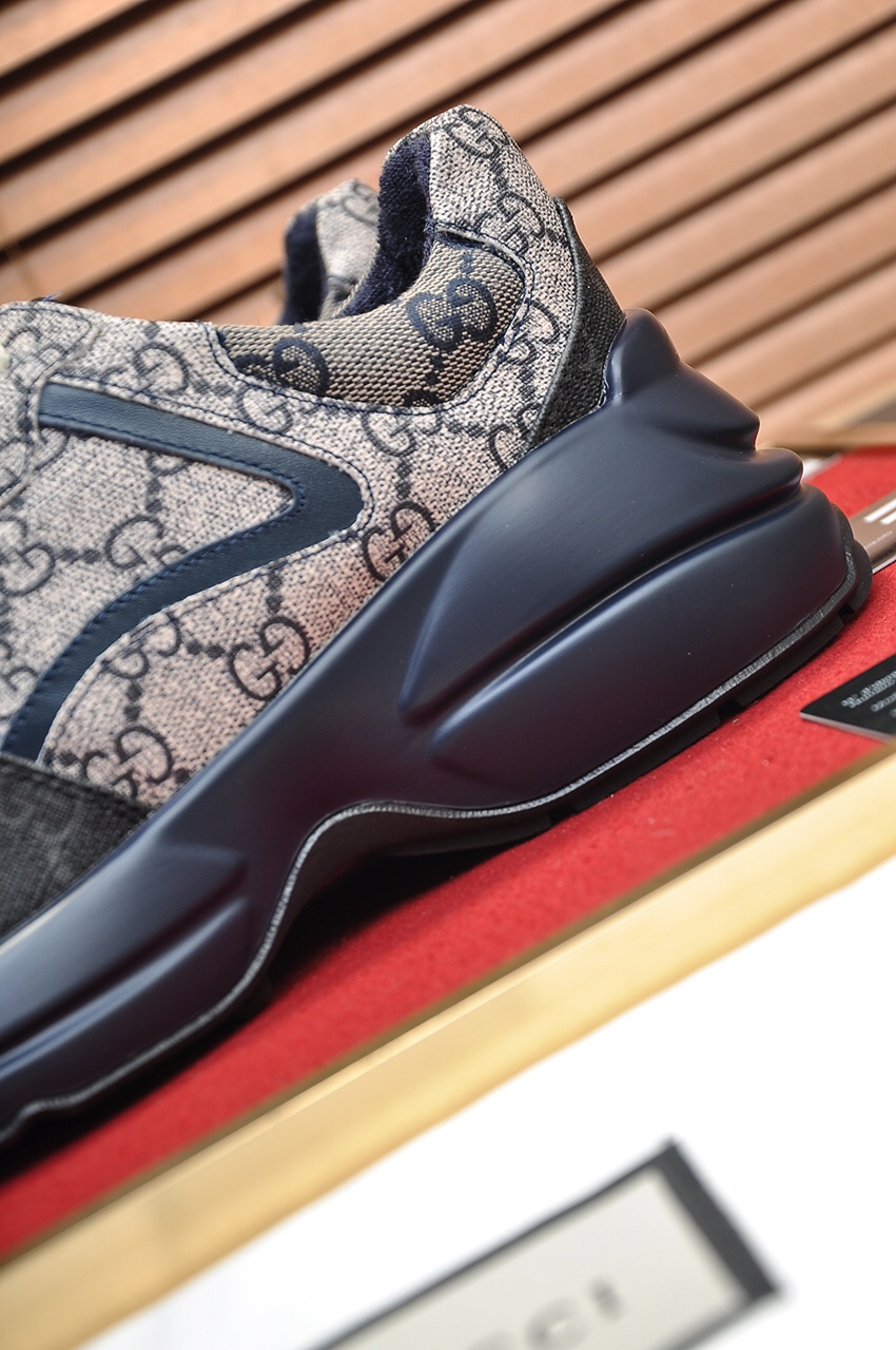 Gucci Couple Collection