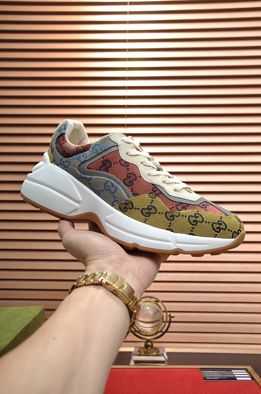 Gucci Couple Collection