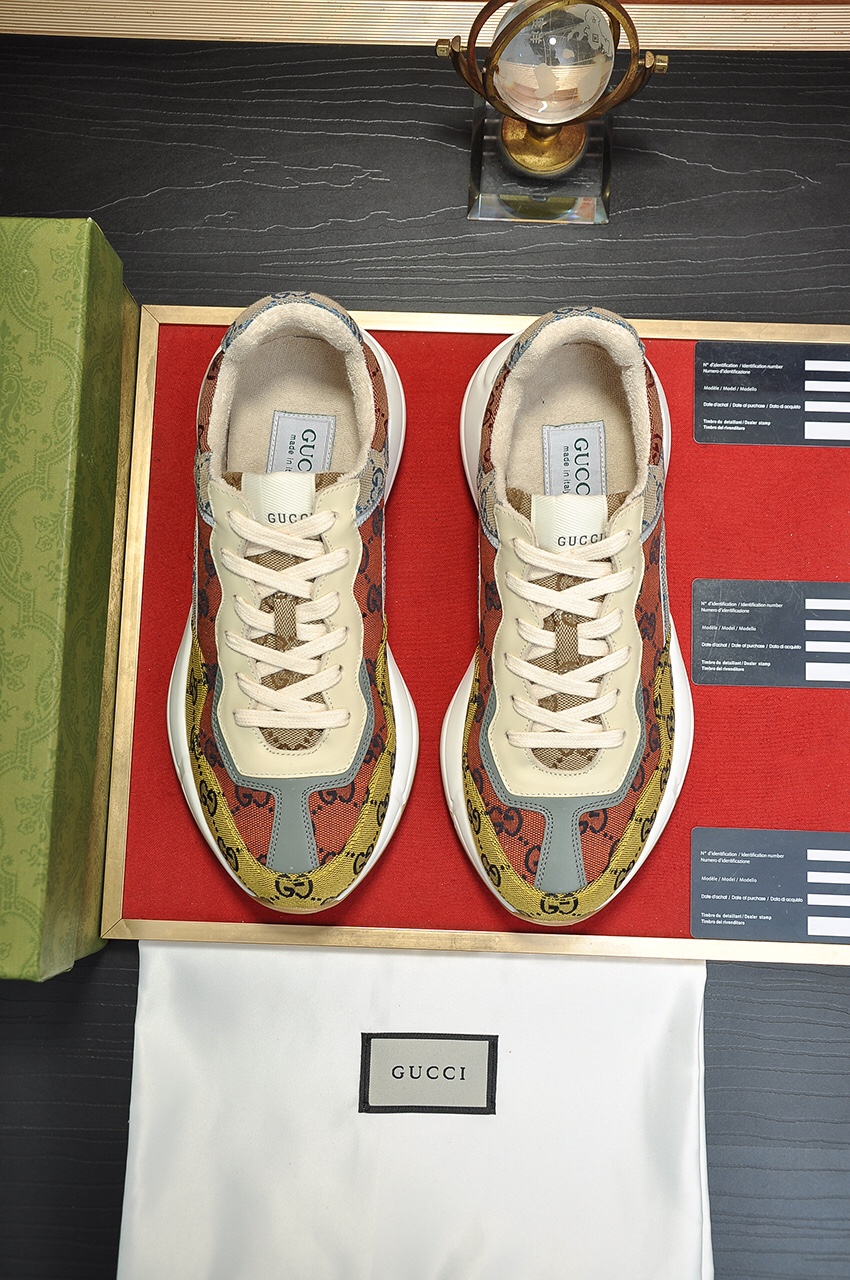 Gucci Couple Collection