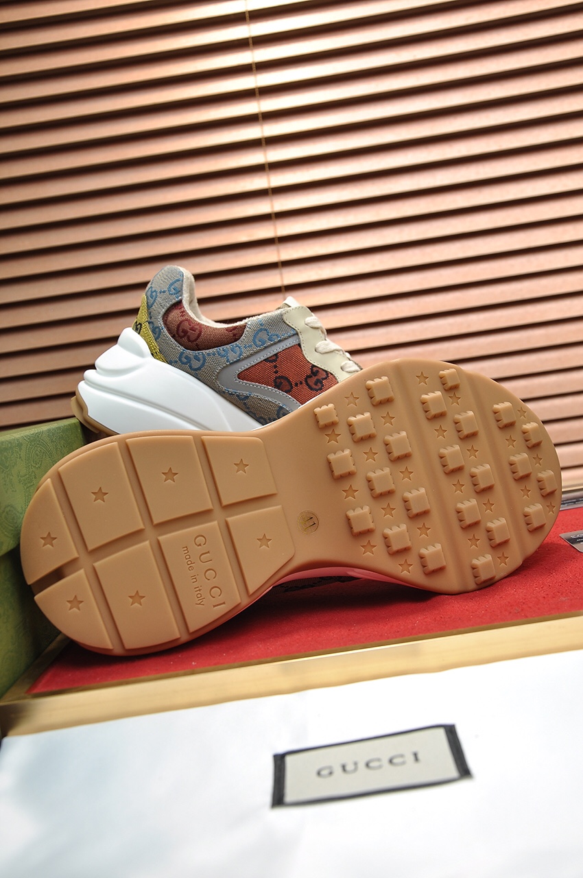 Gucci Couple Collection
