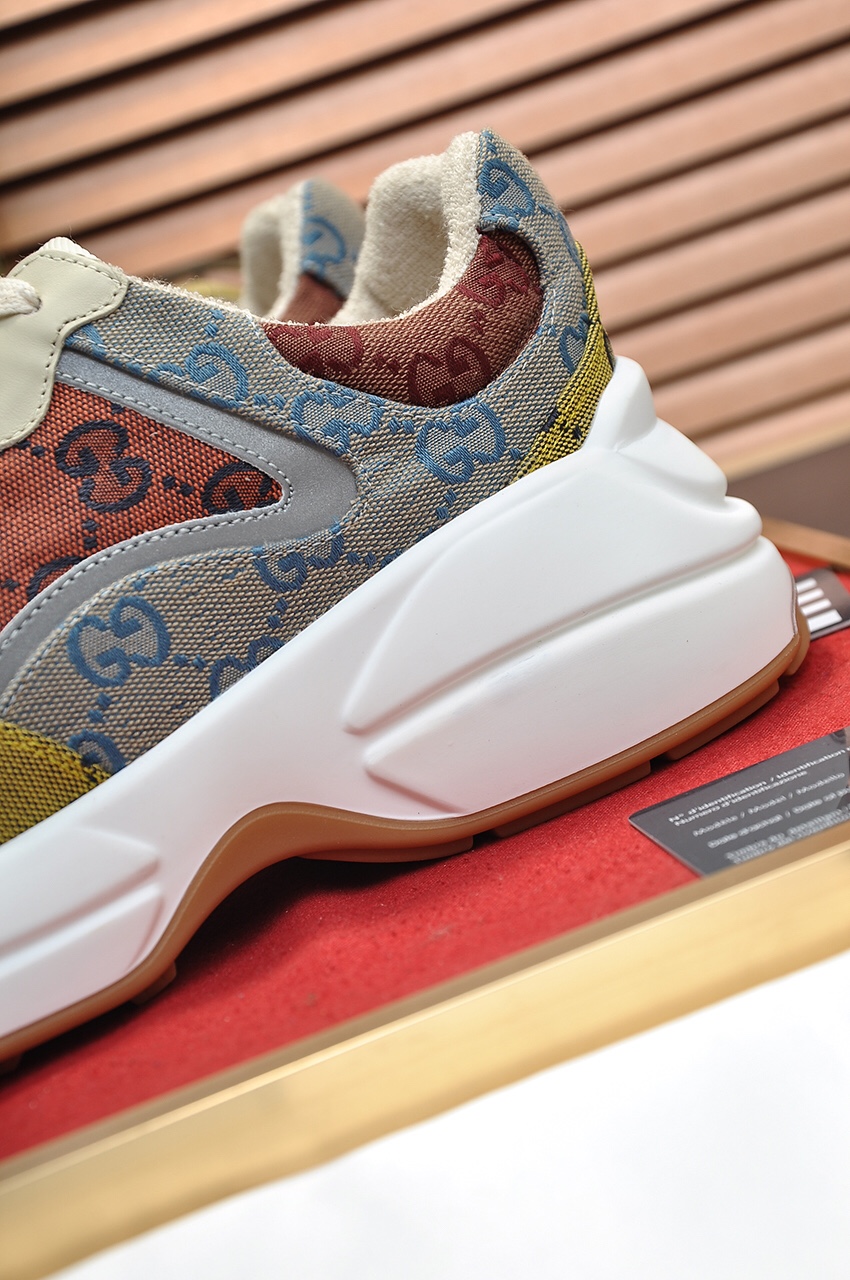 Gucci Couple Collection