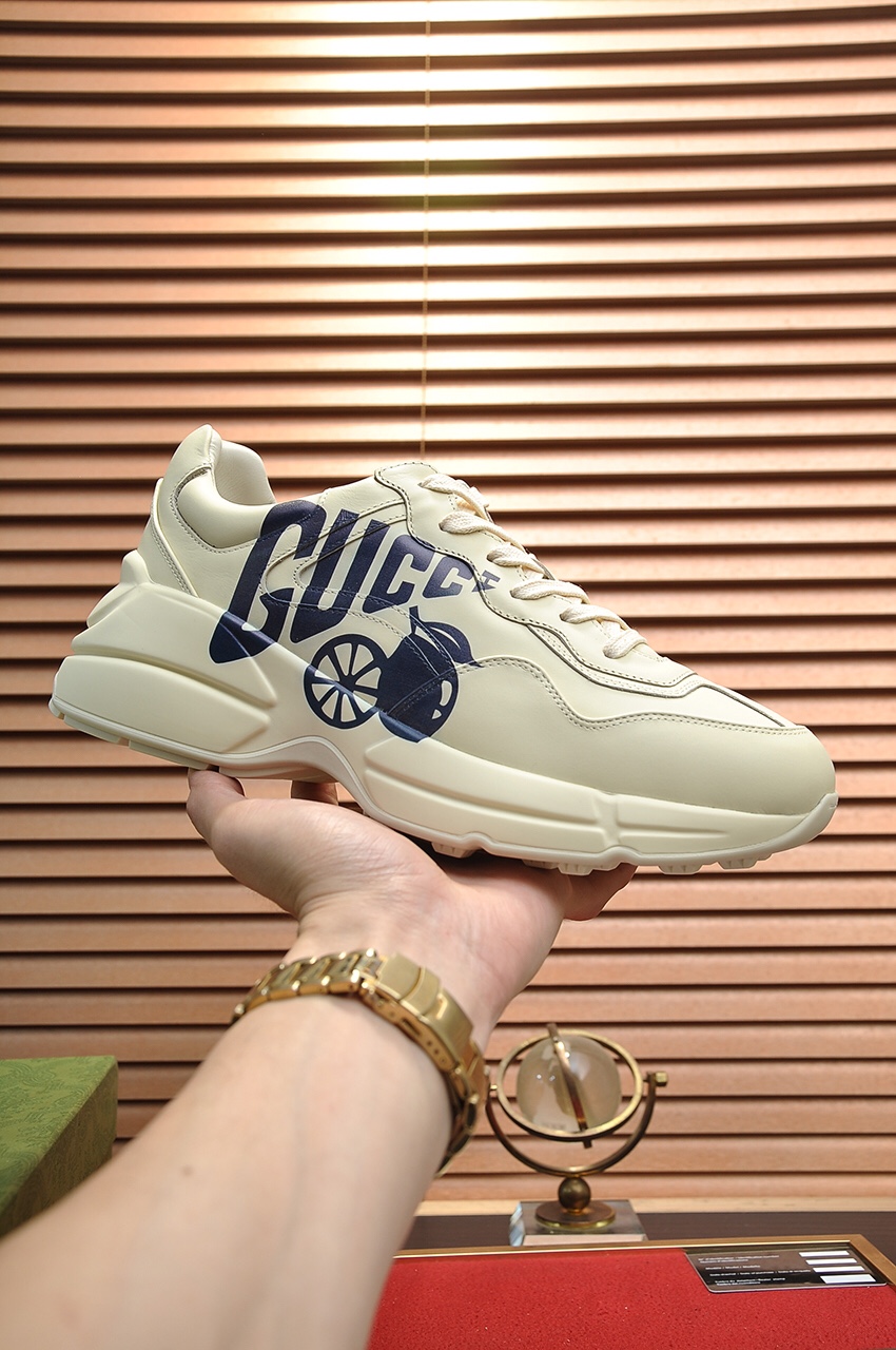 Gucci Rhyton purple grapes