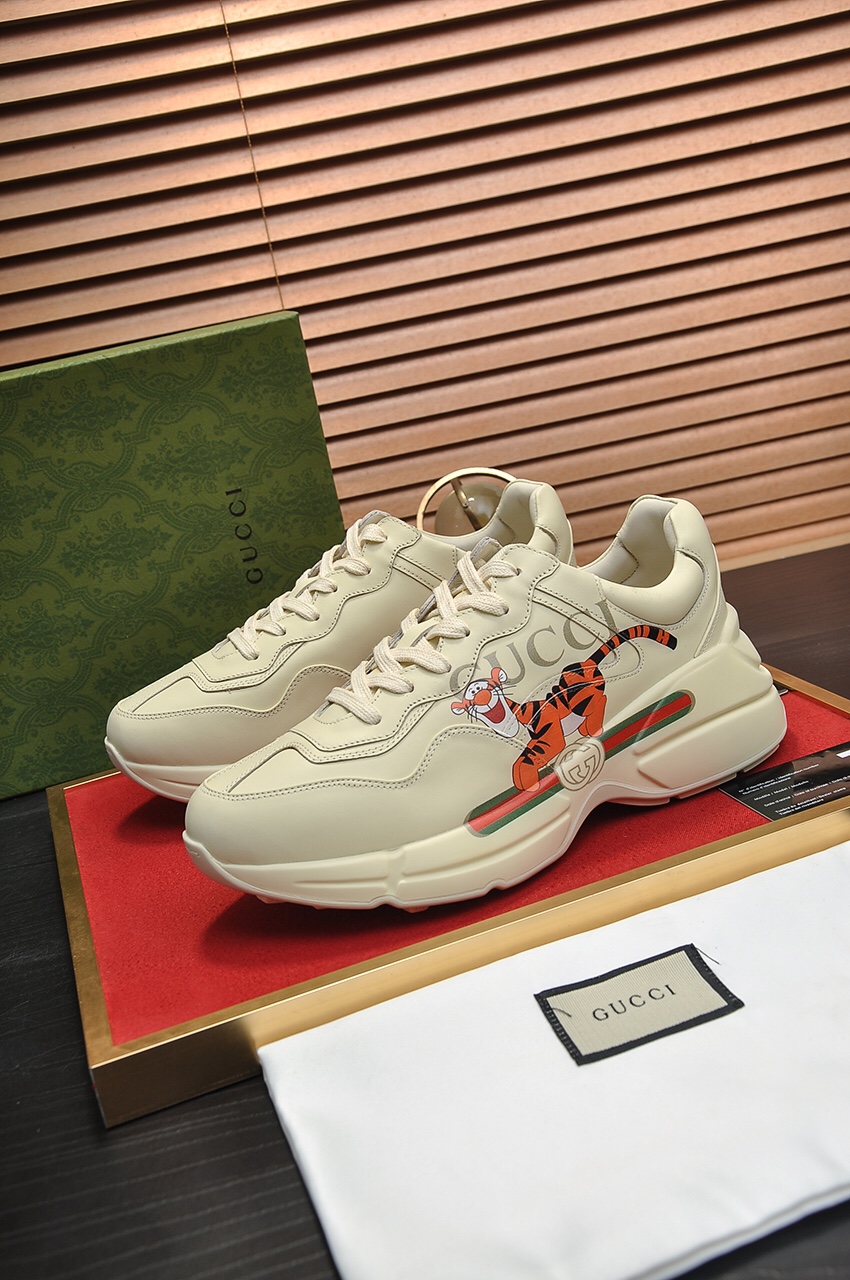 Gucci Rhyton Tiger print