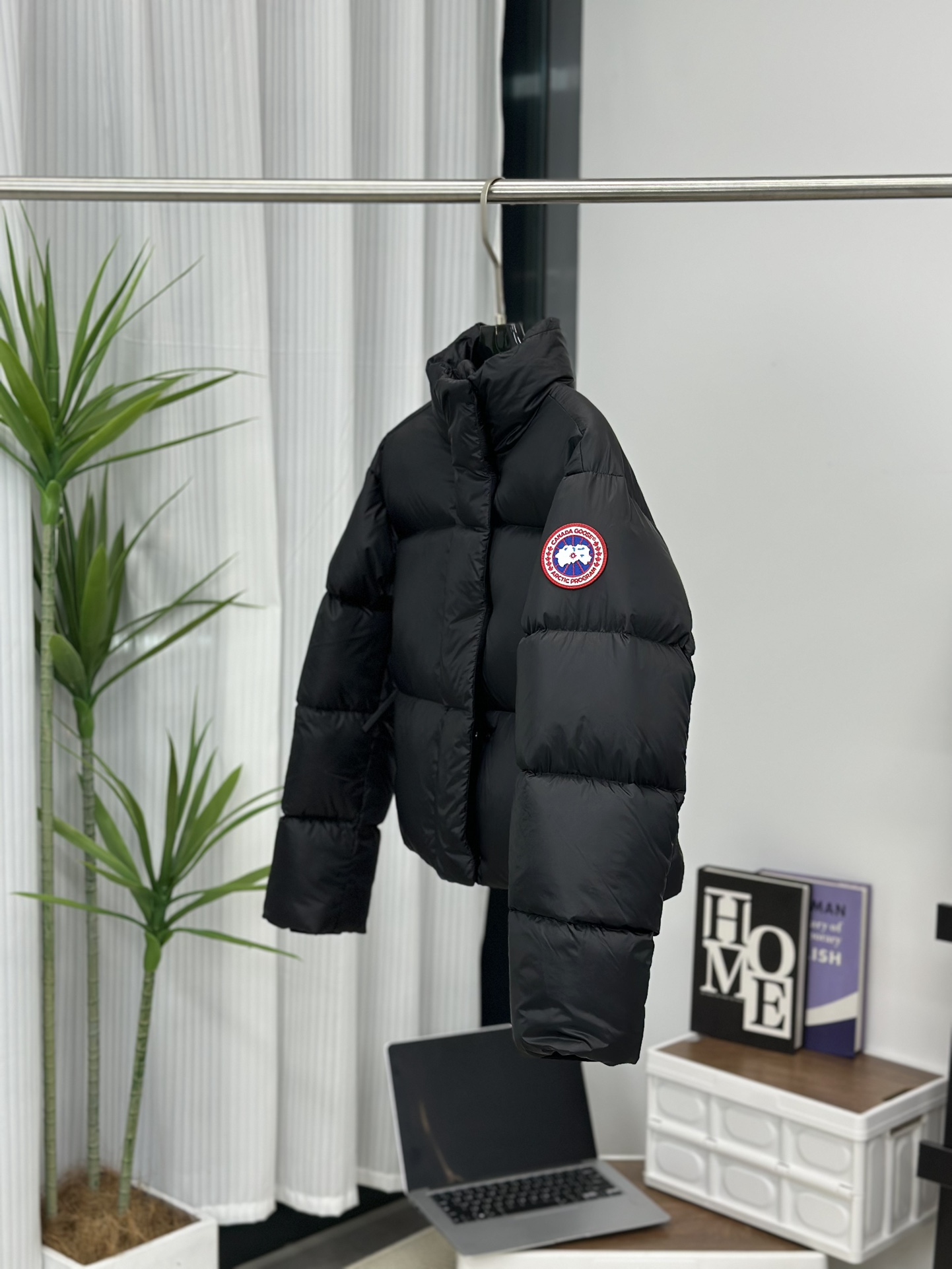 CANADA GOOSE 2023FW Cypress Series Women's Short Shiny Down Jacket