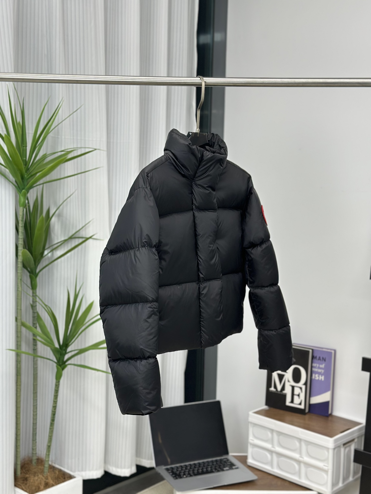 CANADA GOOSE 2023FW Cypress Series Women's Short Shiny Down Jacket