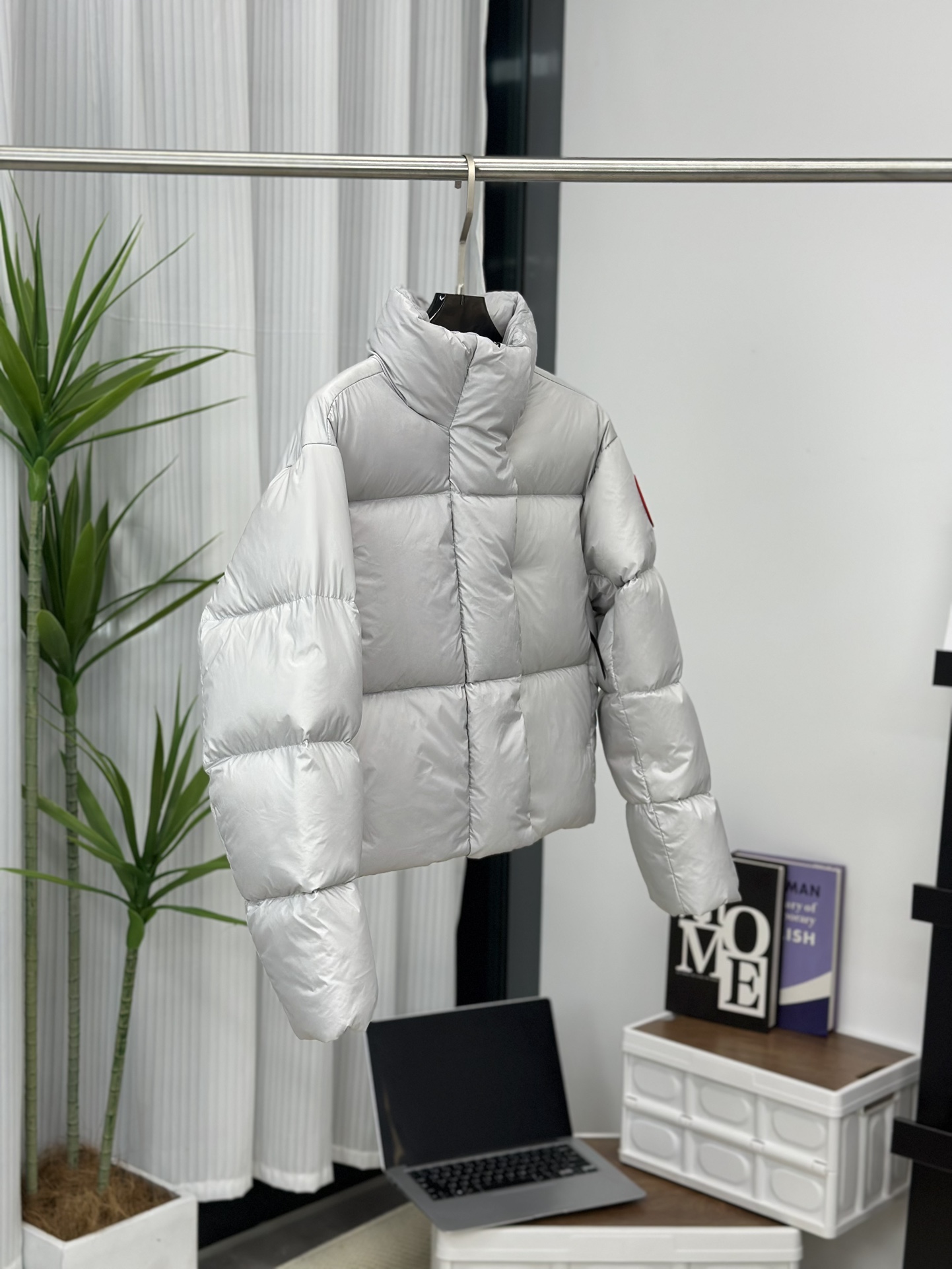 CANADA GOOSE 2023FW Cypress Series Women's Short Shiny Down Jacket