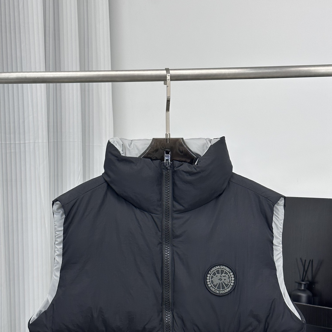 CANADA GOOSE pastel series white label down vest