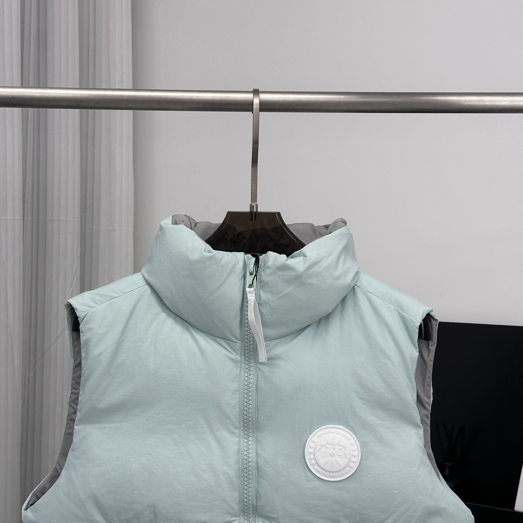 CANADA GOOSE pastel series white label down vest