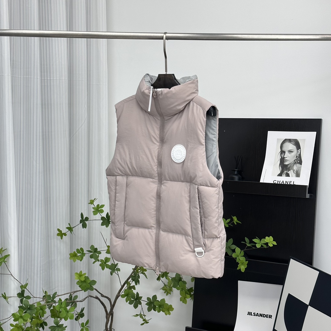 CANADA GOOSE pastel series white label down vest
