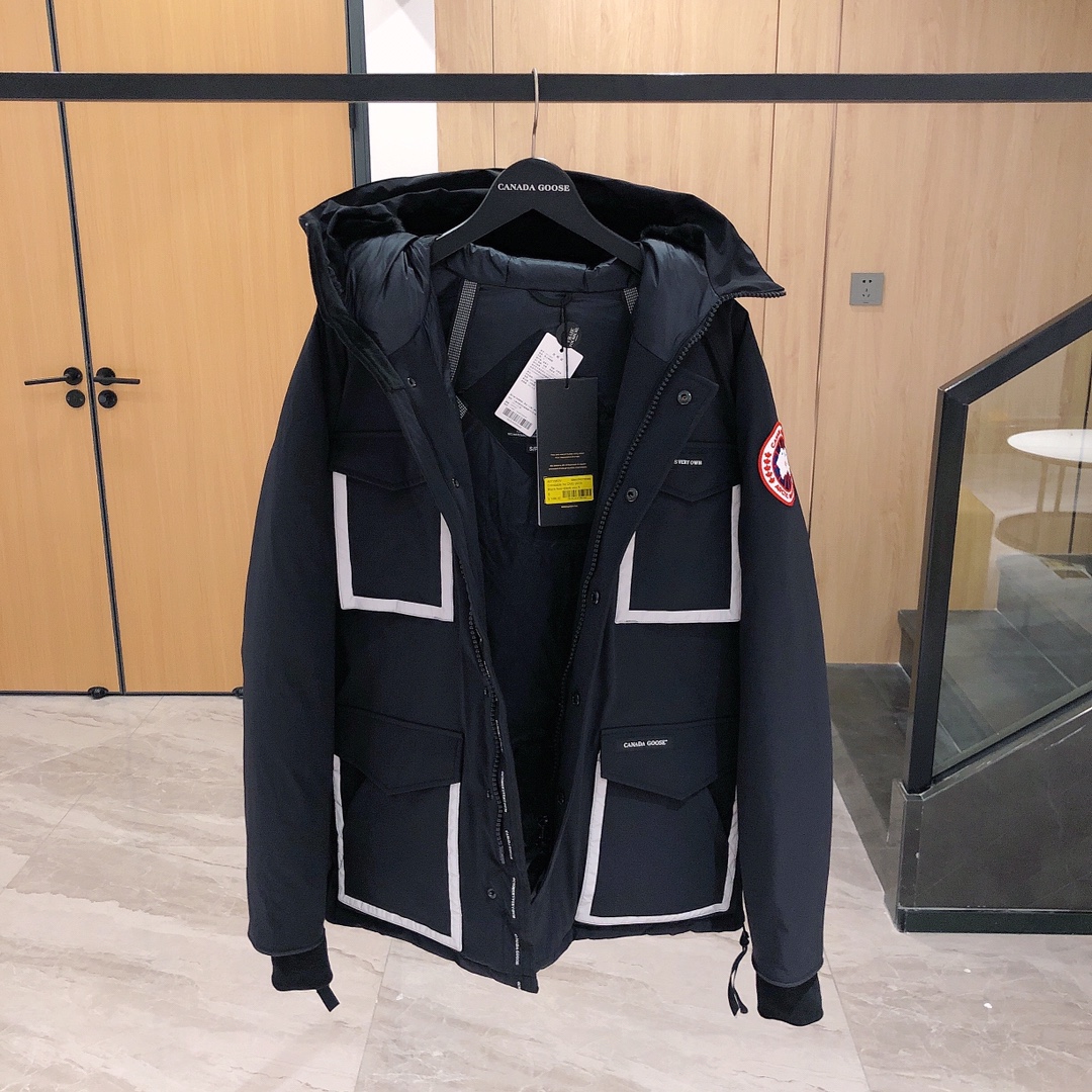 CANADA GOOSE x OVO collaboration limited edition parka coat