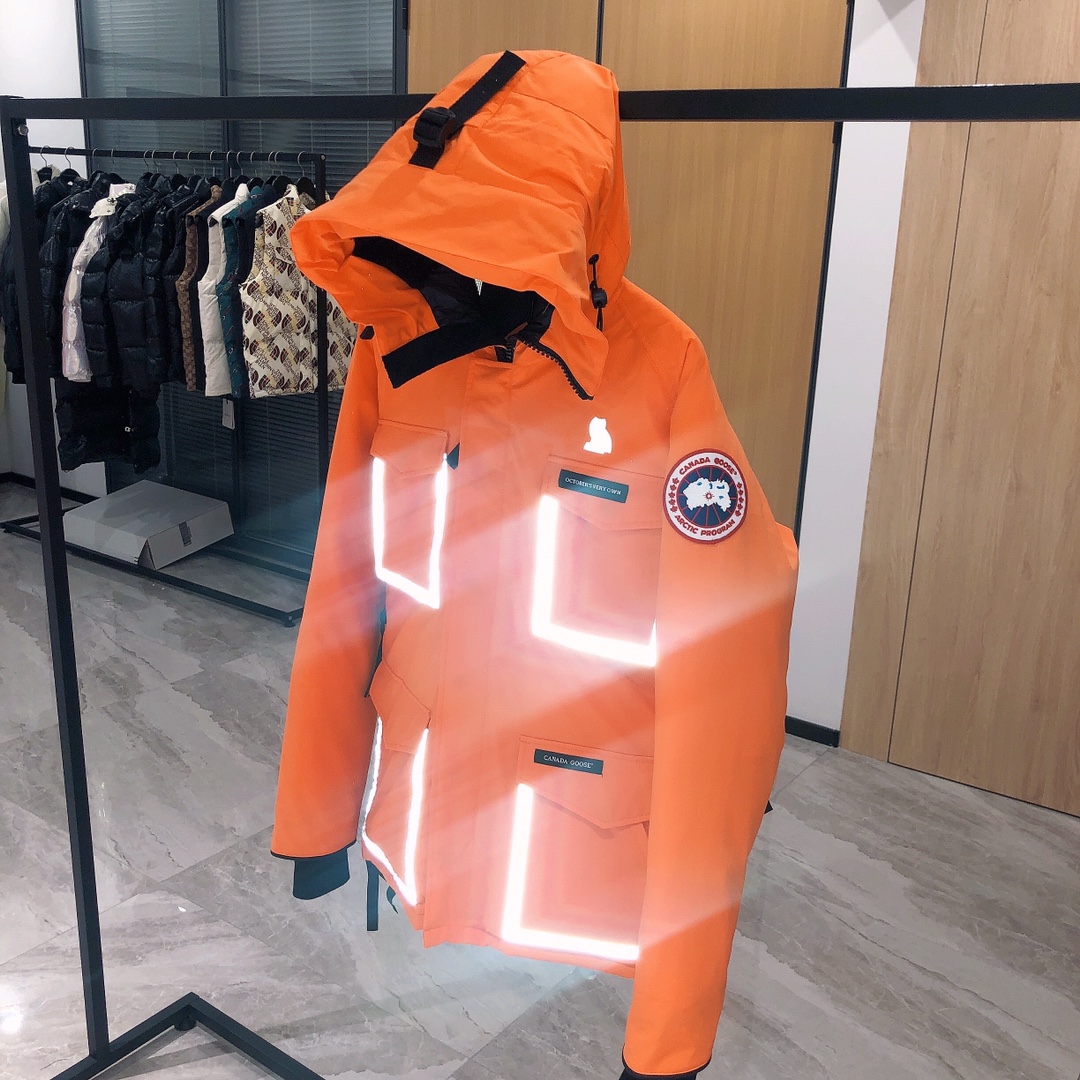 CANADA GOOSE x OVO collaboration limited edition parka coat