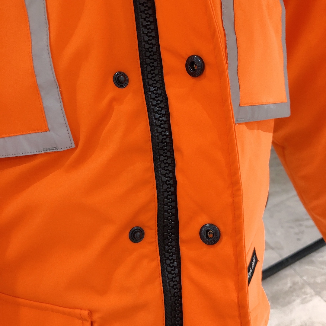 CANADA GOOSE x OVO collaboration limited edition parka coat