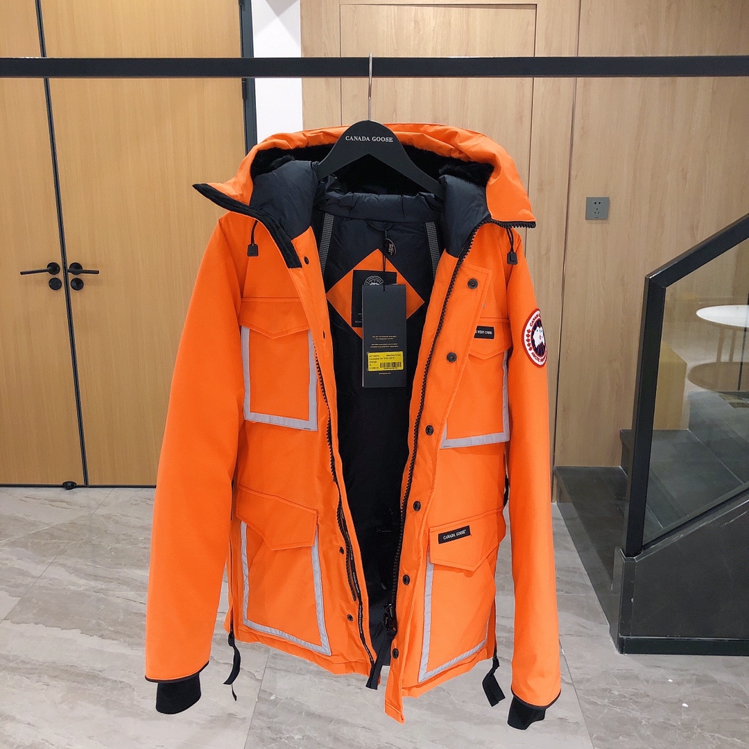 CANADA GOOSE x OVO collaboration limited edition parka coat
