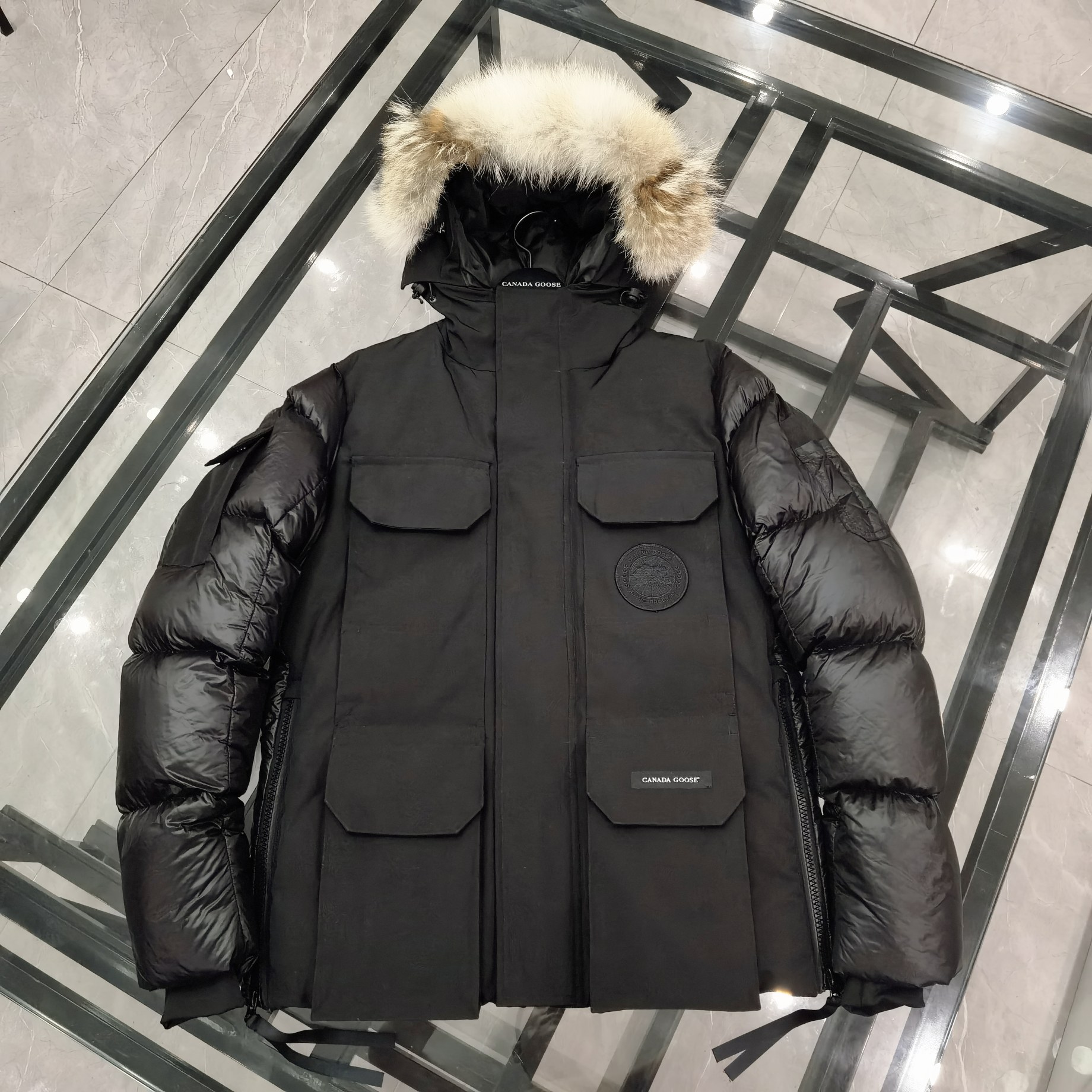 CANADA GOOSE 08 Expedition Limited Global Edition