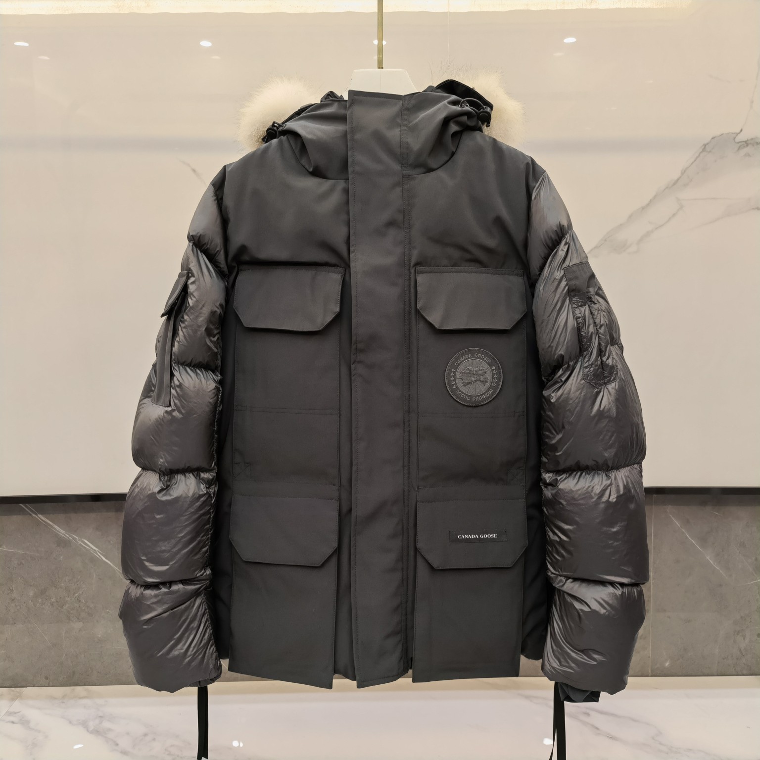 CANADA GOOSE 08 Expedition Limited Global Edition