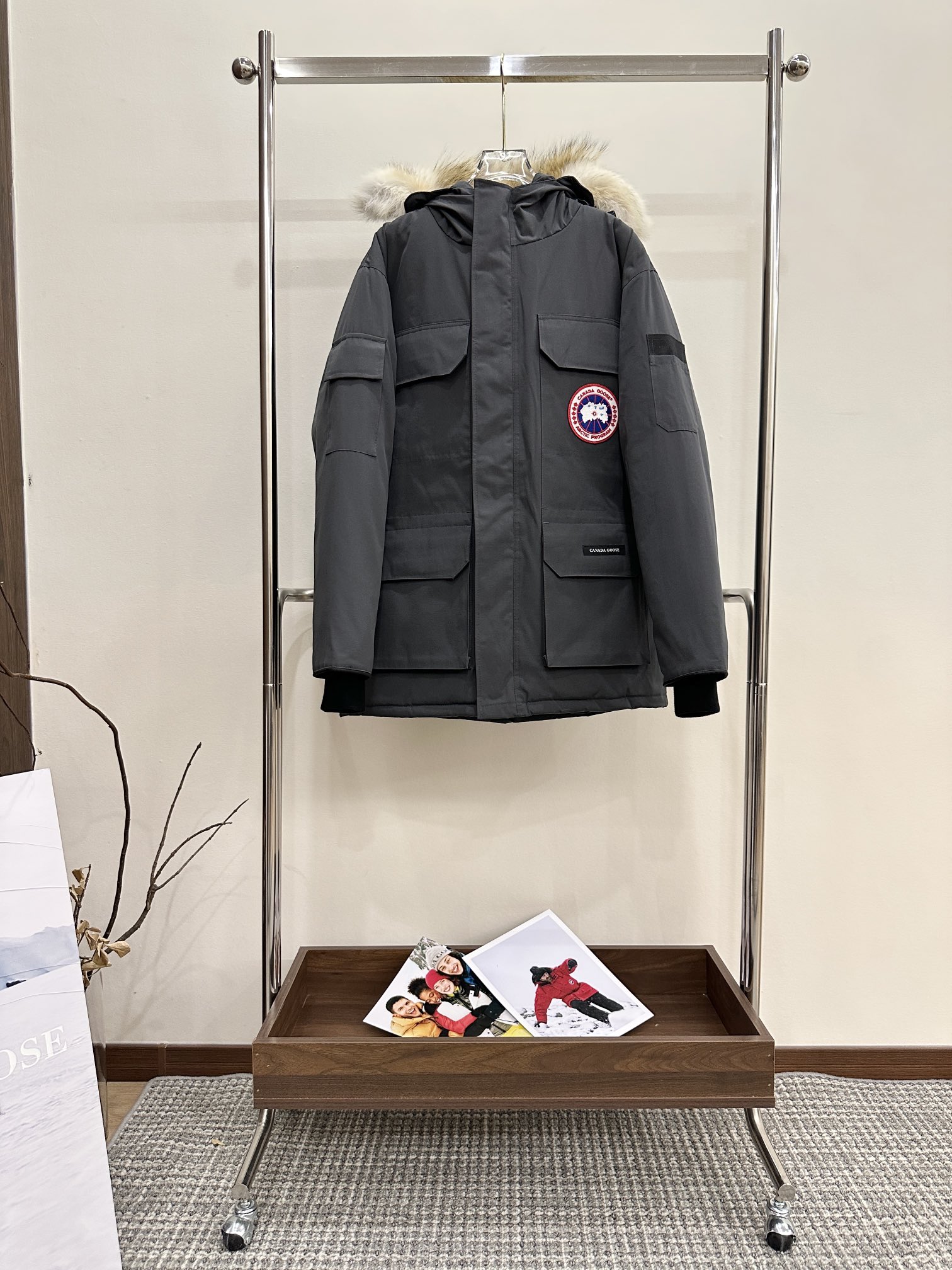 CANADA GOOSE 08 model down jacket Expedition parka coat 2051M
