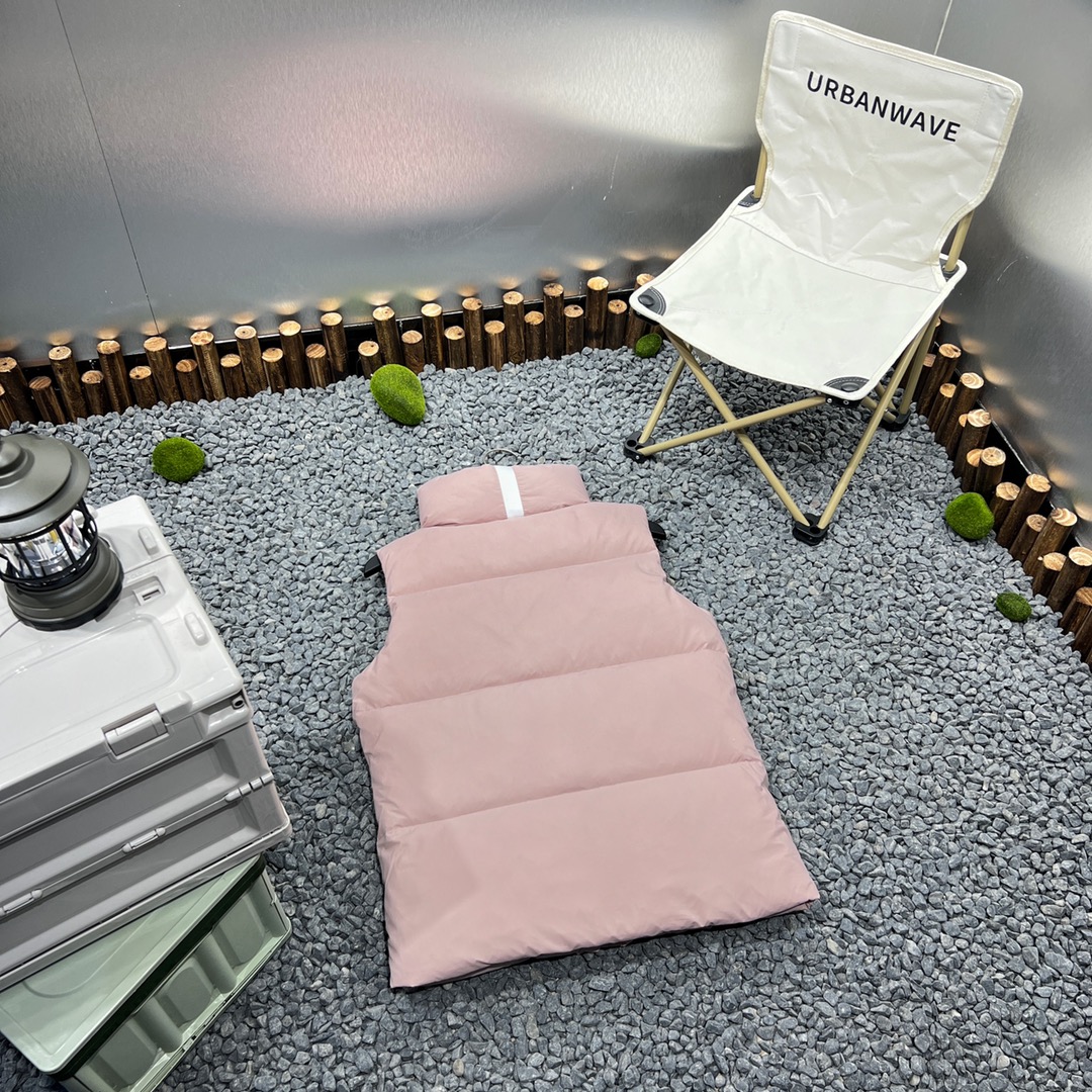 Canada Goose Pastels Collection Everett Down Vest White Label