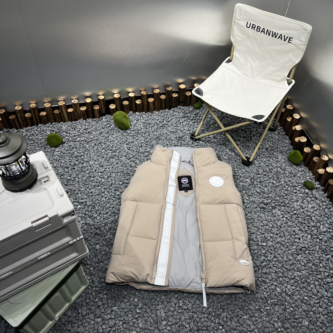 Canada Goose Pastels Collection Everett Down Vest White Label