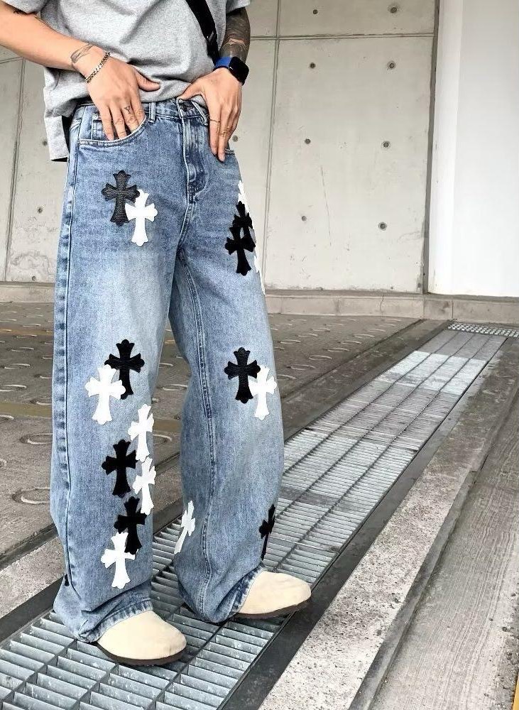 Classic versatile Chrome Hearts jeans