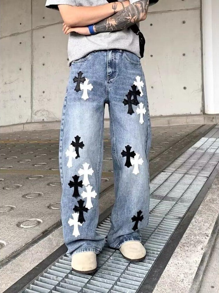 Classic versatile Chrome Hearts jeans