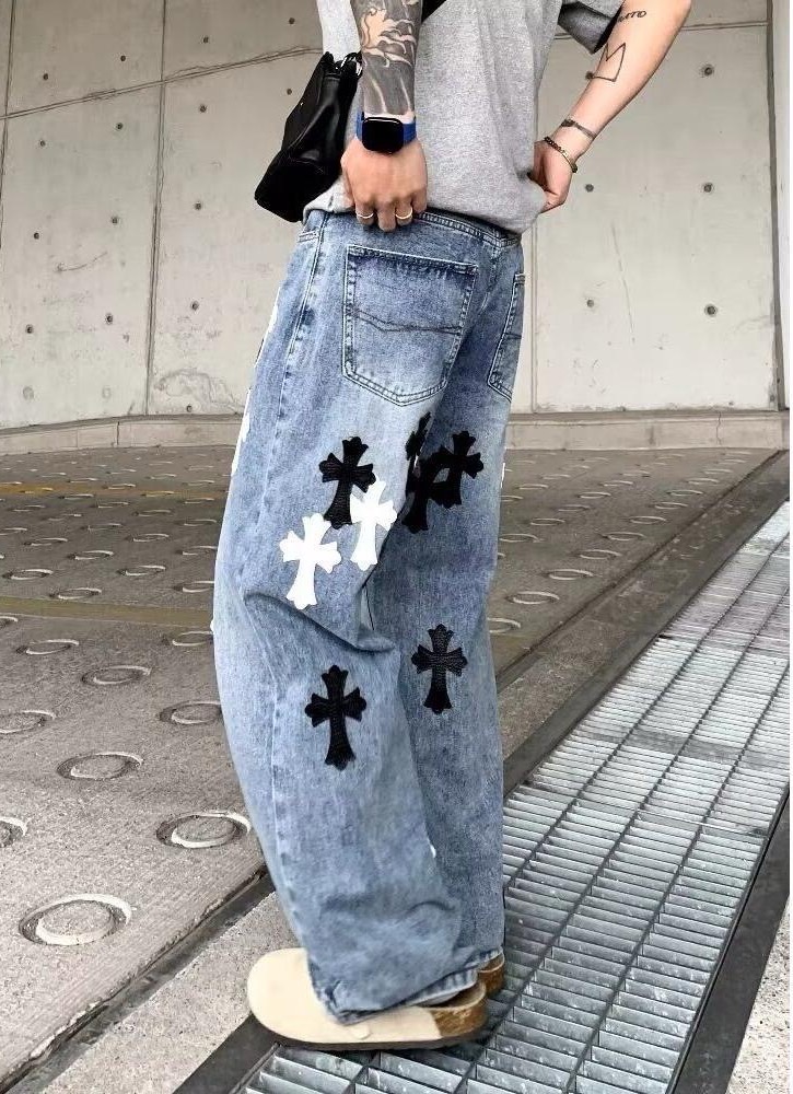 Classic versatile Chrome Hearts jeans