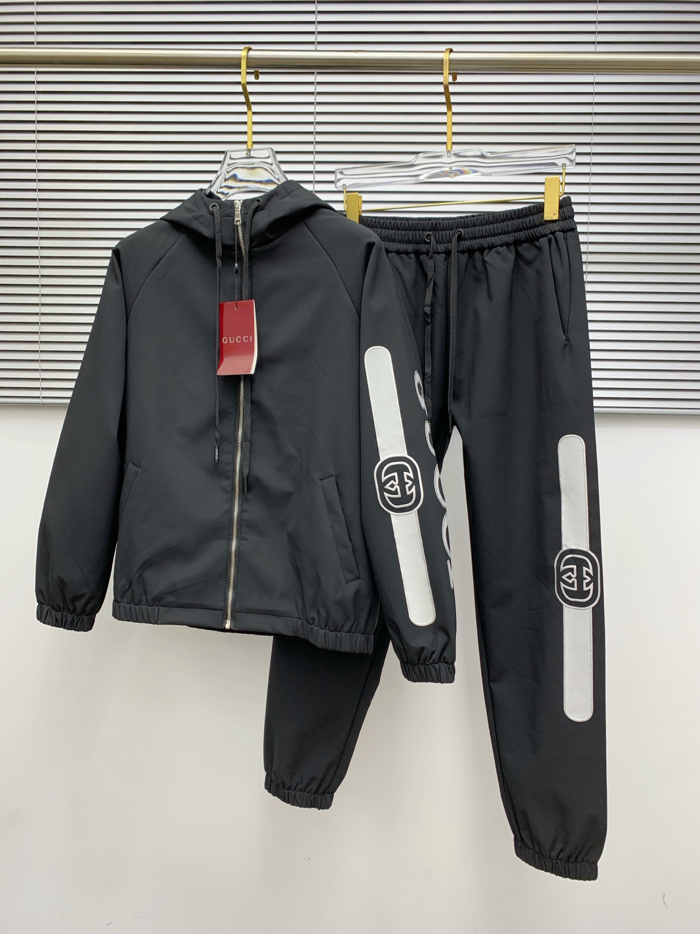 GUCCI 2025 casual outfit