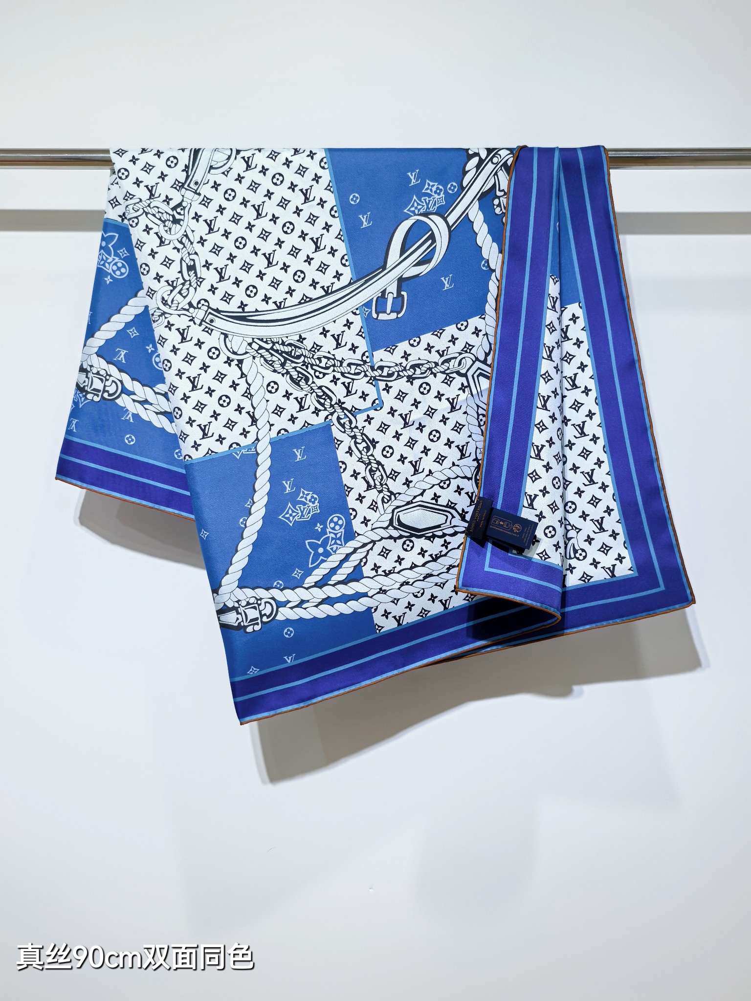 Louis Vuitton scarf