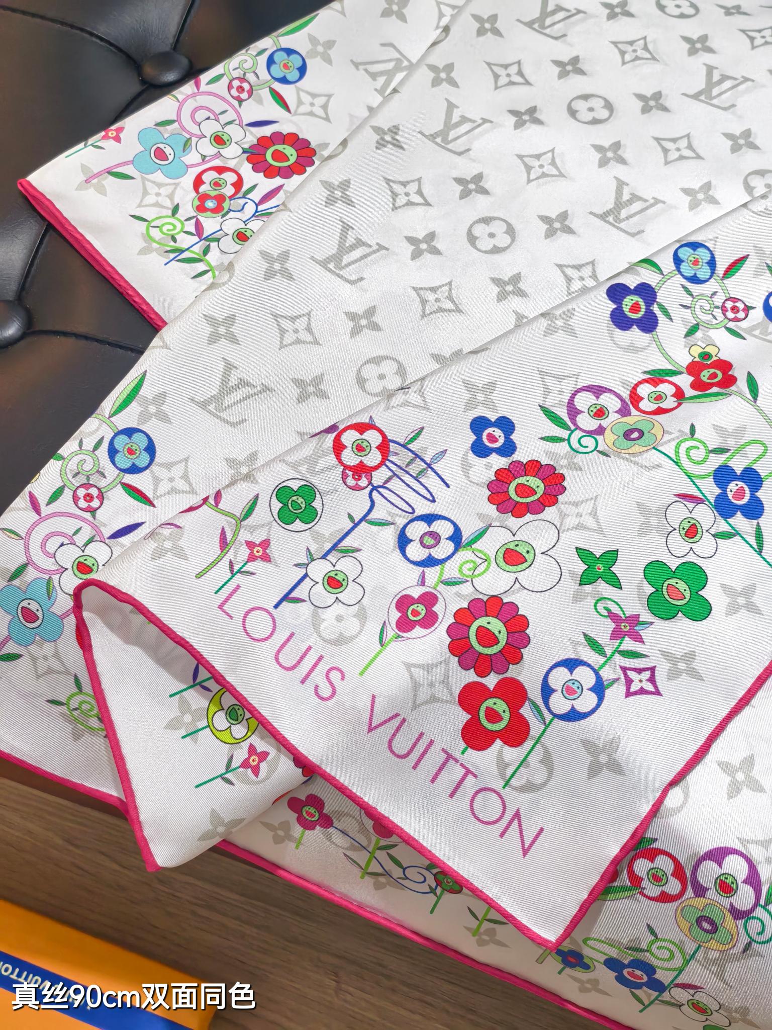 LV x TM Monogram Superflat Flowers