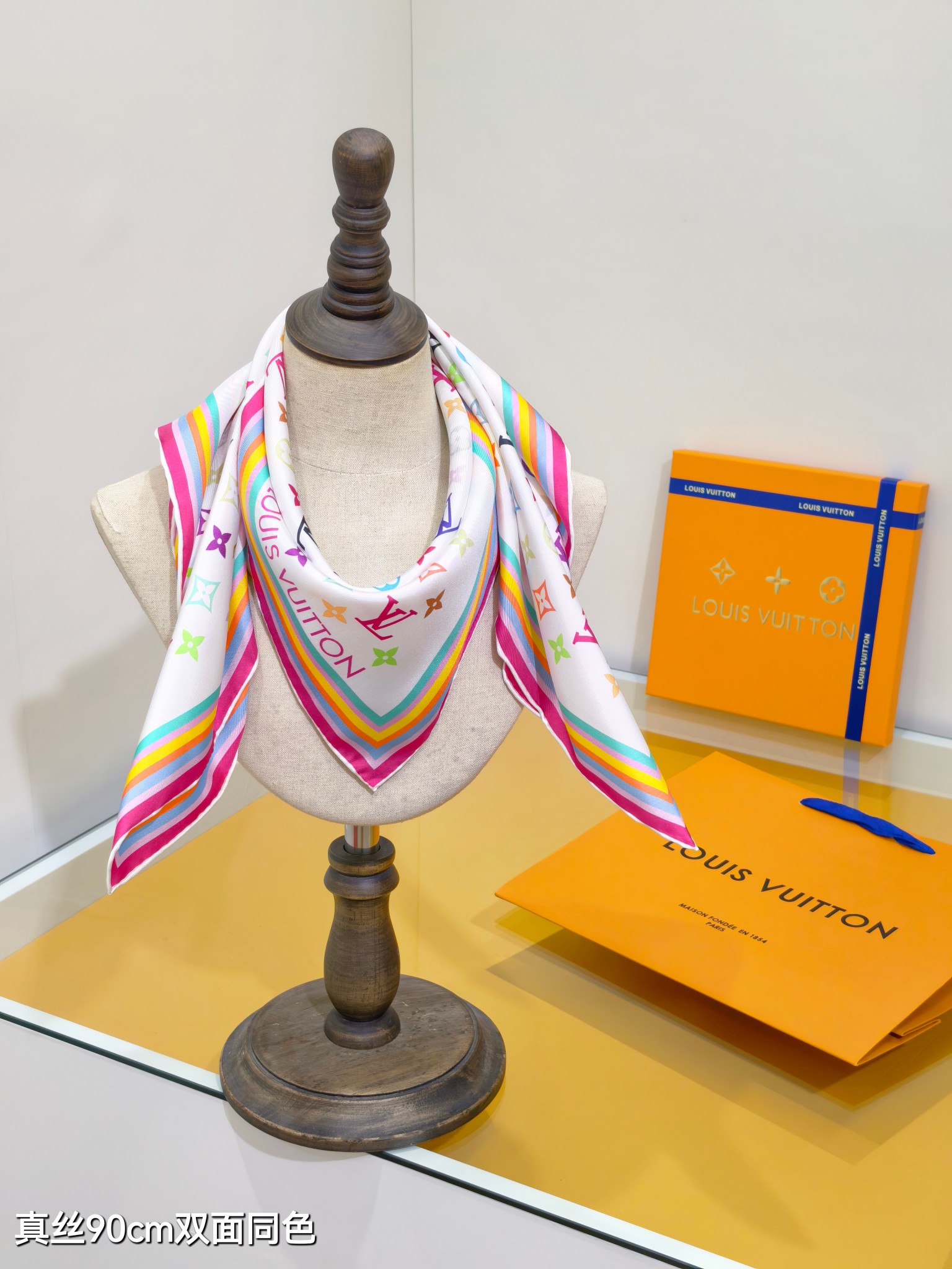 Louis Vuitton scarf