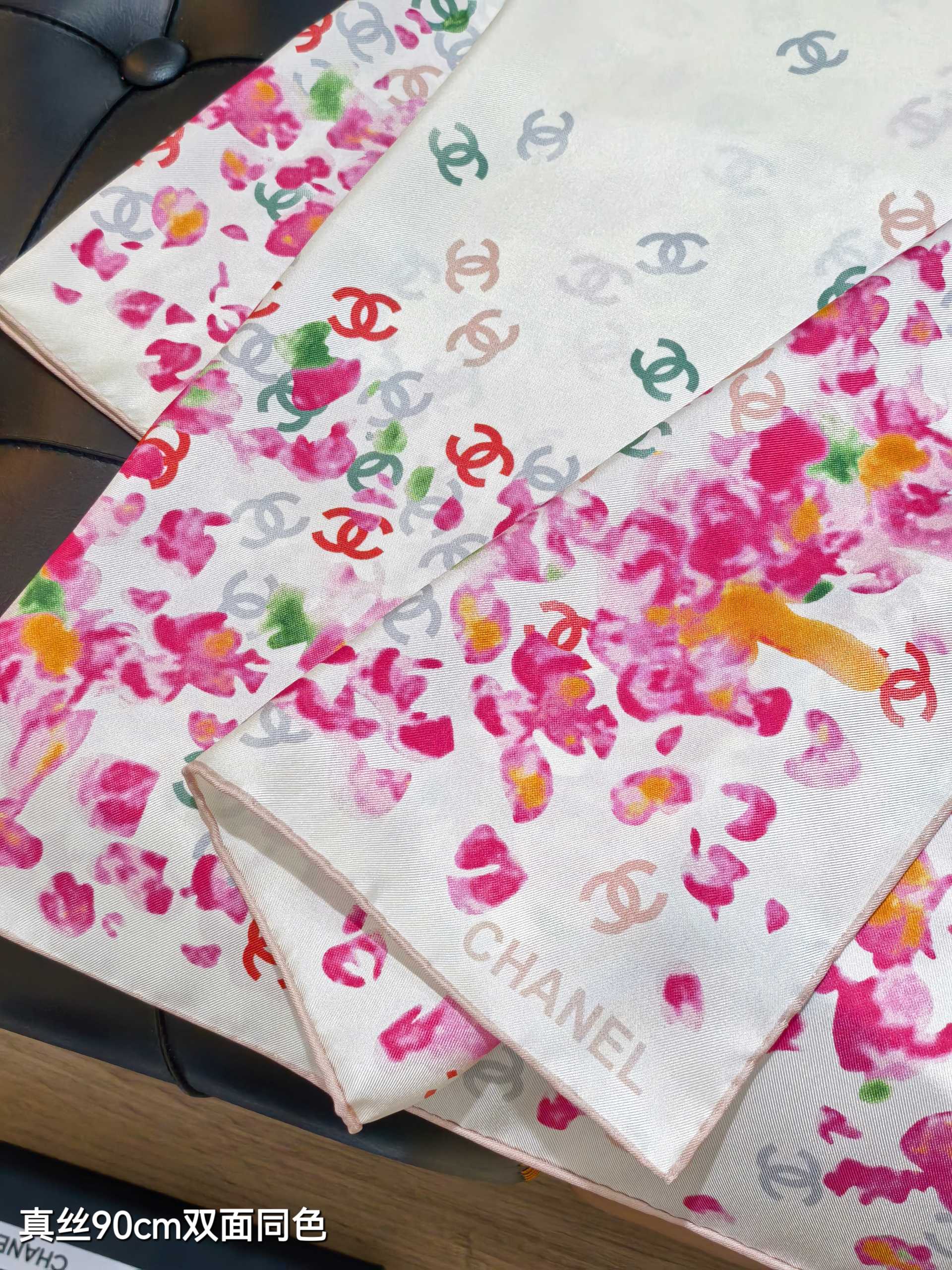 Chanel reversible tonal scarf