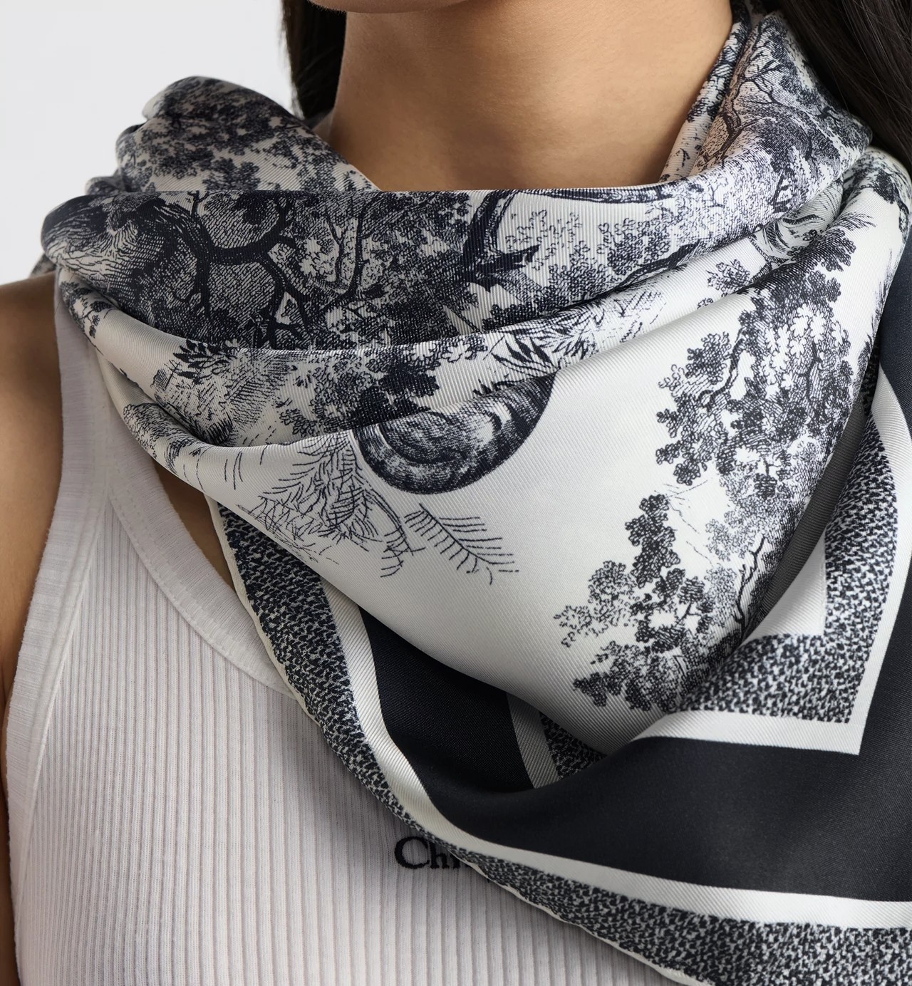 Dior double-sided same-color scarf